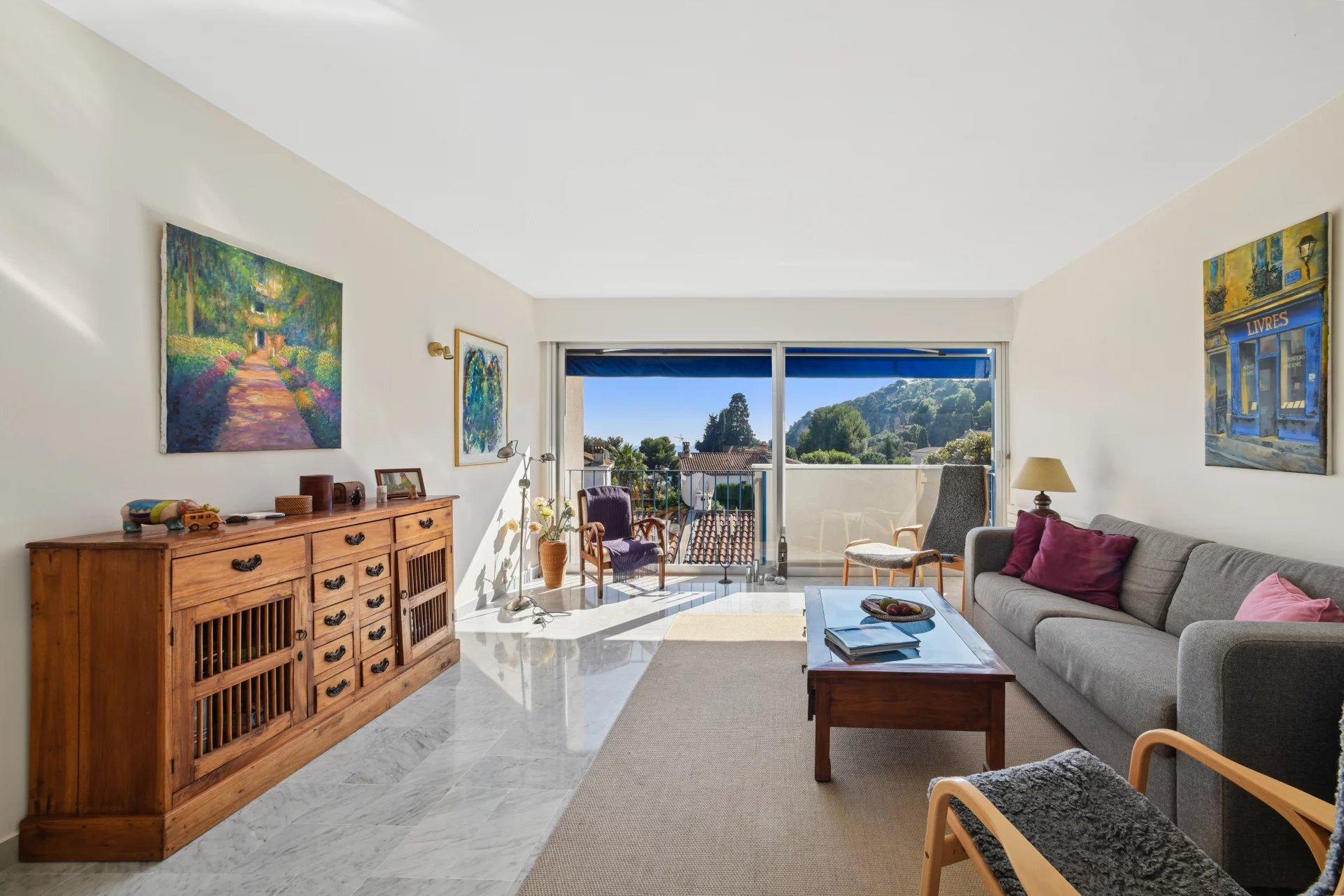 Triplex apartment with full rooftop and sea-views