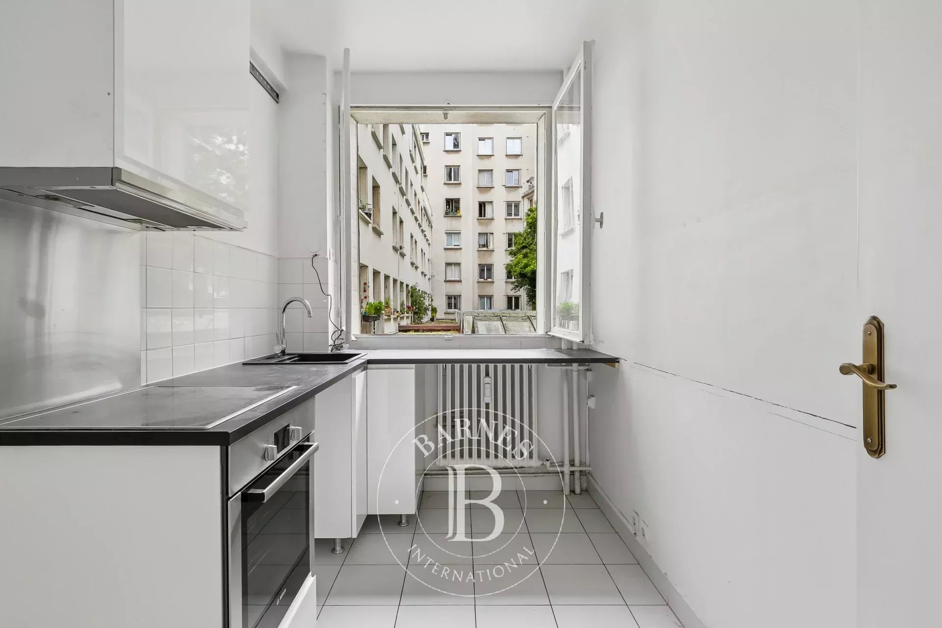 Paris  - Appartement 4 Pi&egrave;ces 3 Chambres - picture 14