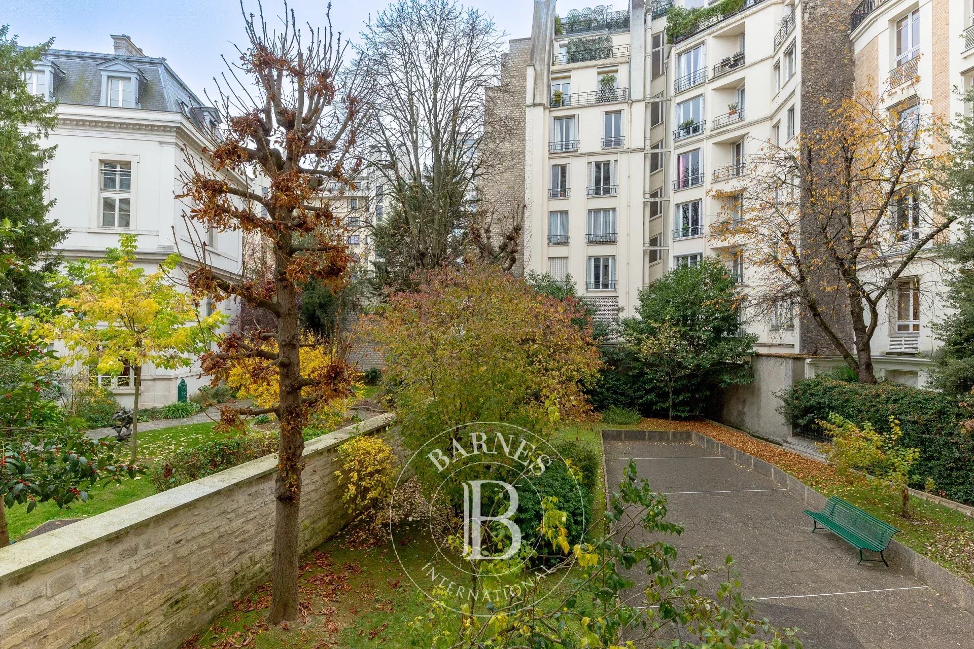 Paris  - Apartment 3 Bedrooms - picture 11