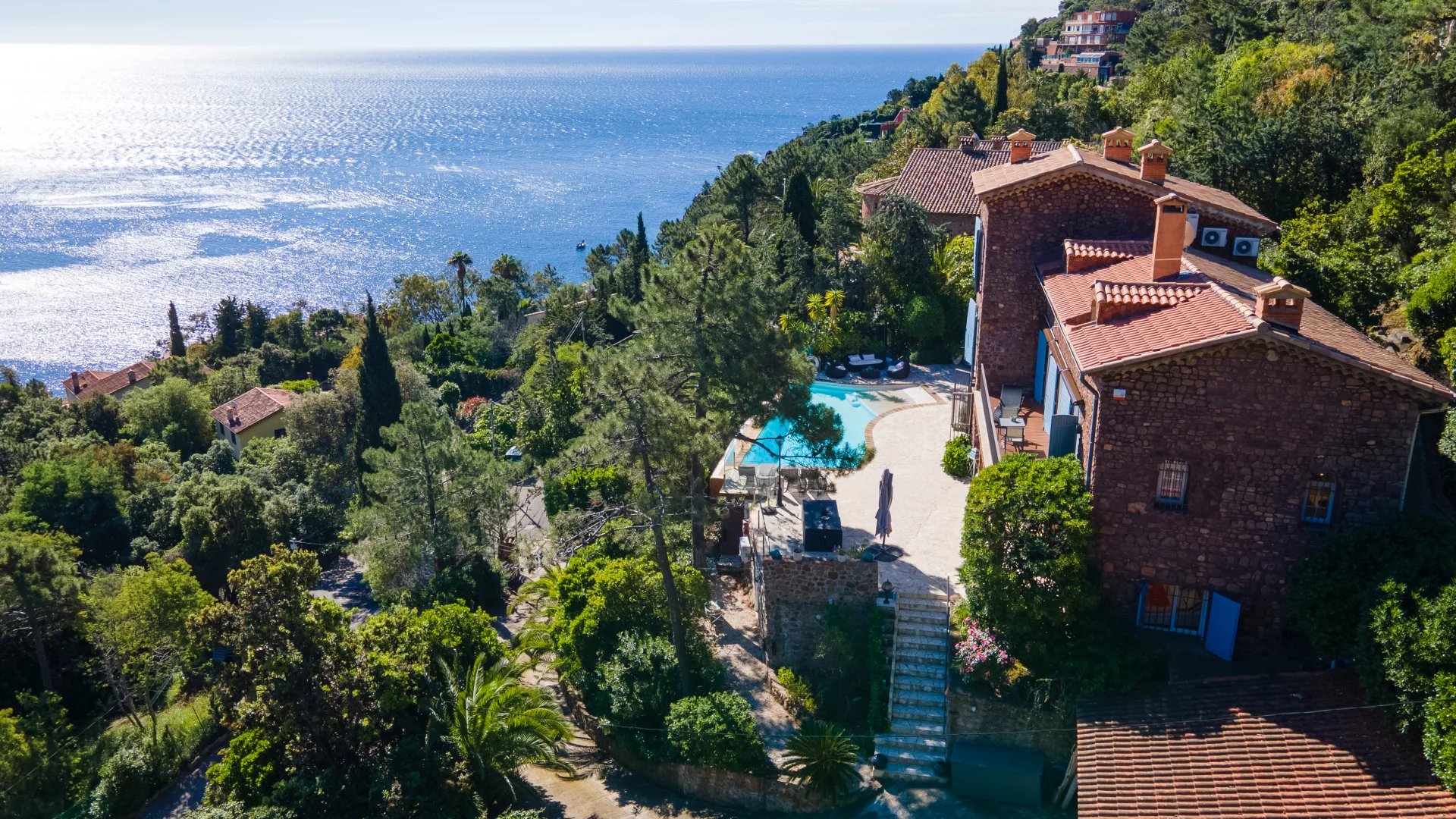 06590 THÉOULE-SUR-MER VILLA