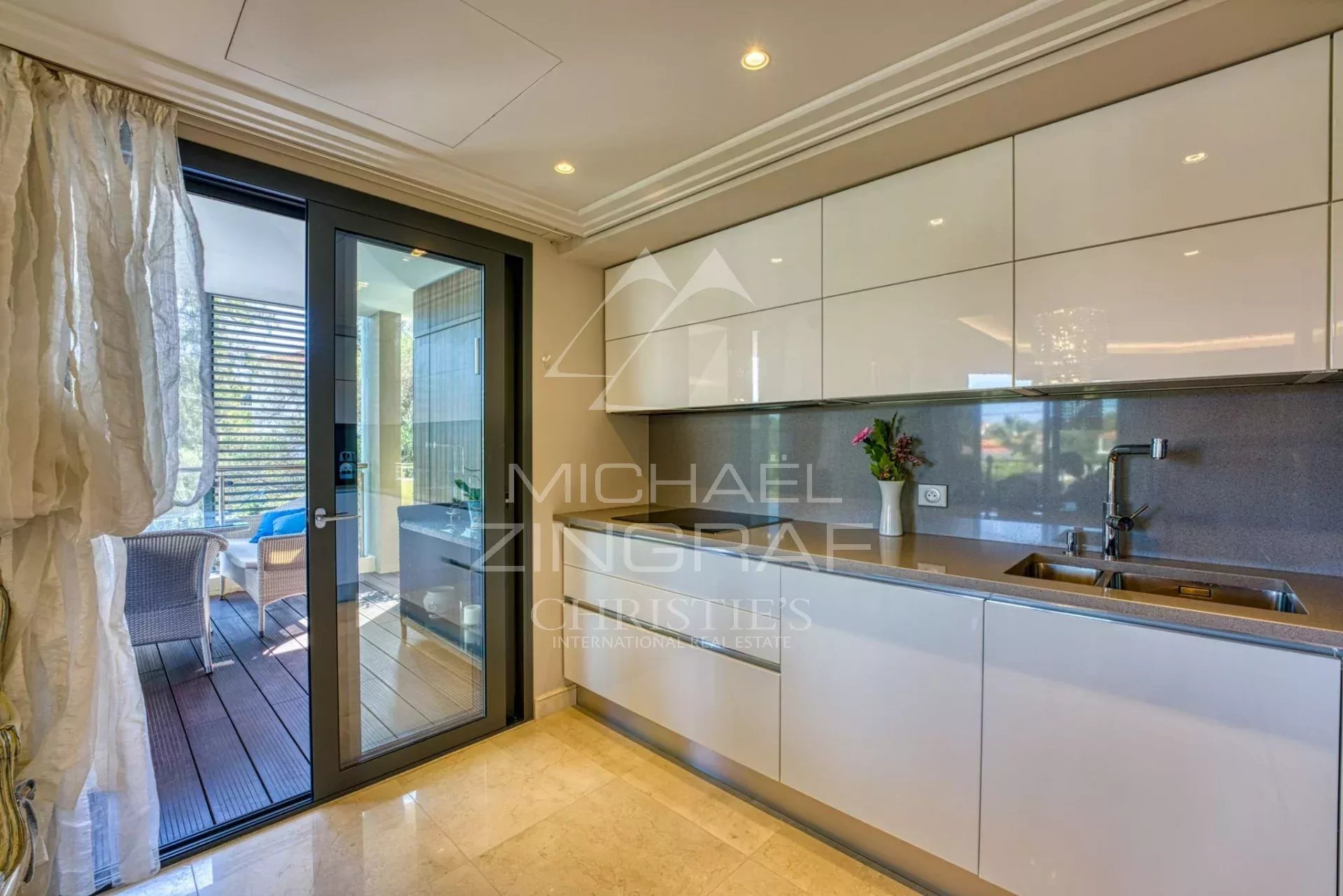 3 Bedroom Apartment/Flat's Image 9