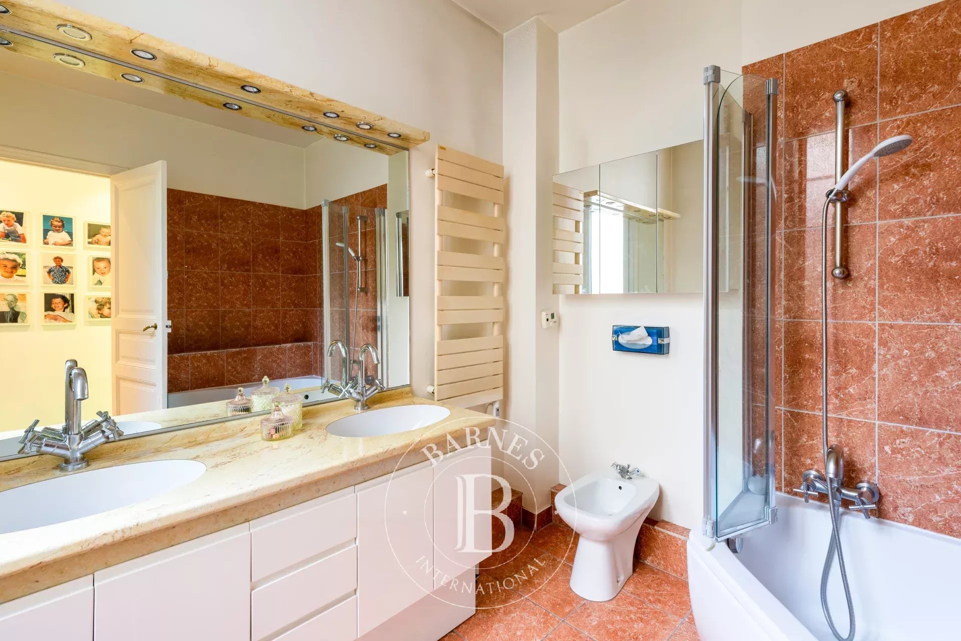 Daire Paris 8ème - picture 12