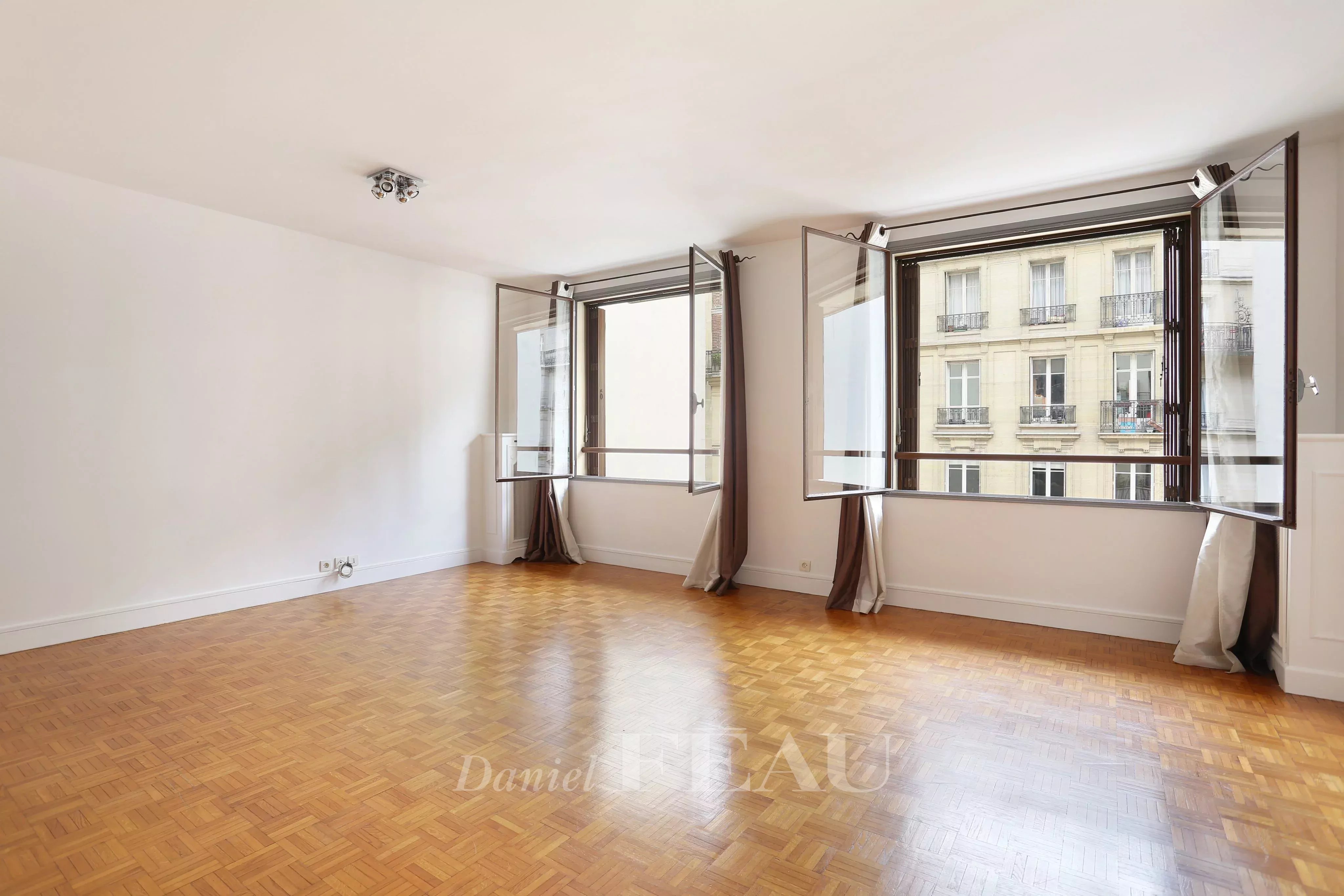 Rental Apartment Paris 17th