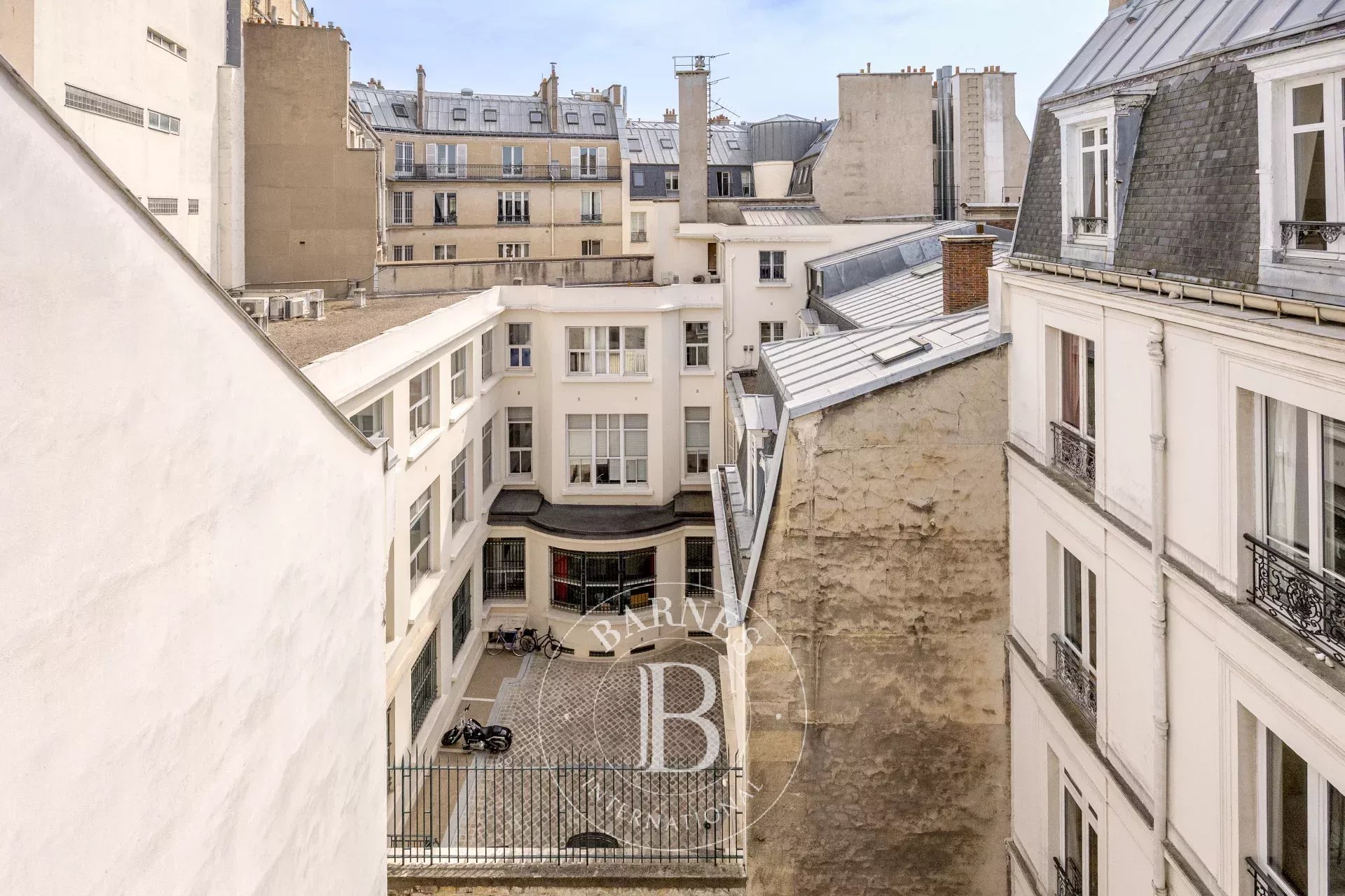 Paris  - Apartment  - picture 10
