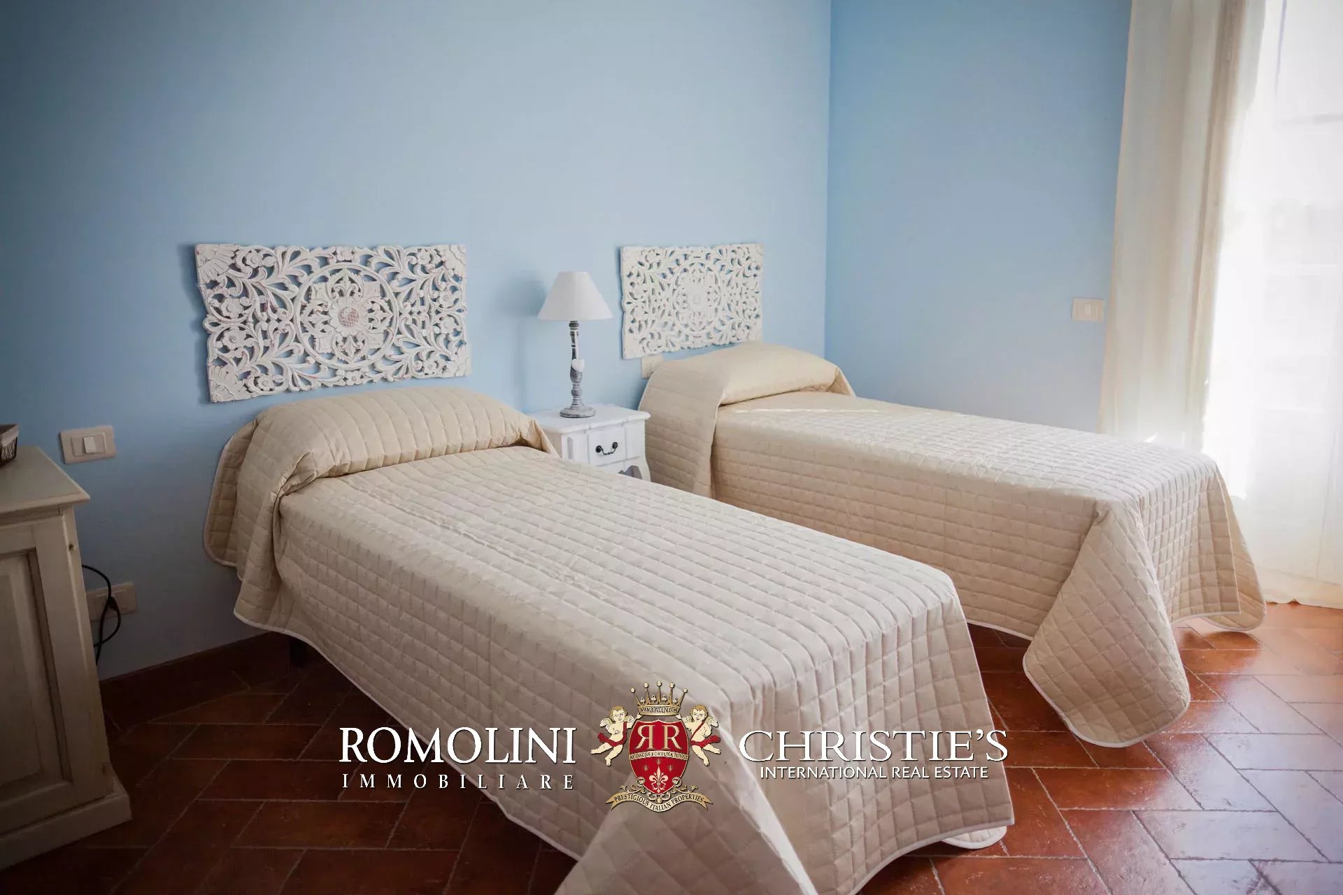 9 Bedroom Villa/Townhouse's Image 34