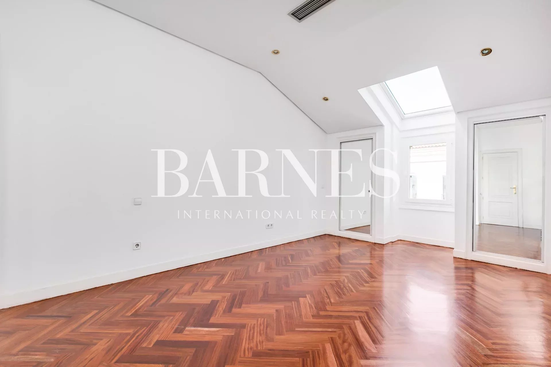 Daire Madrid - picture 15