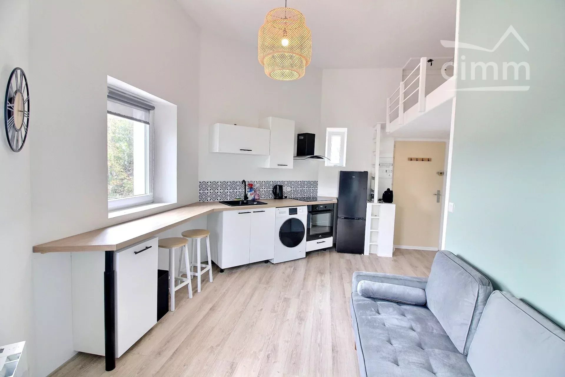 Agence immobilière de 