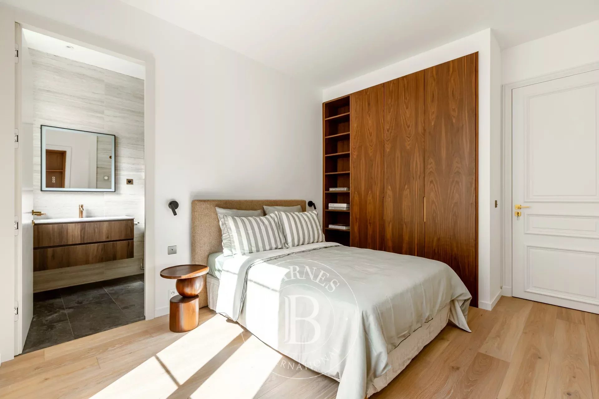 Paris  - Apartment 4 Bedrooms - picture 19