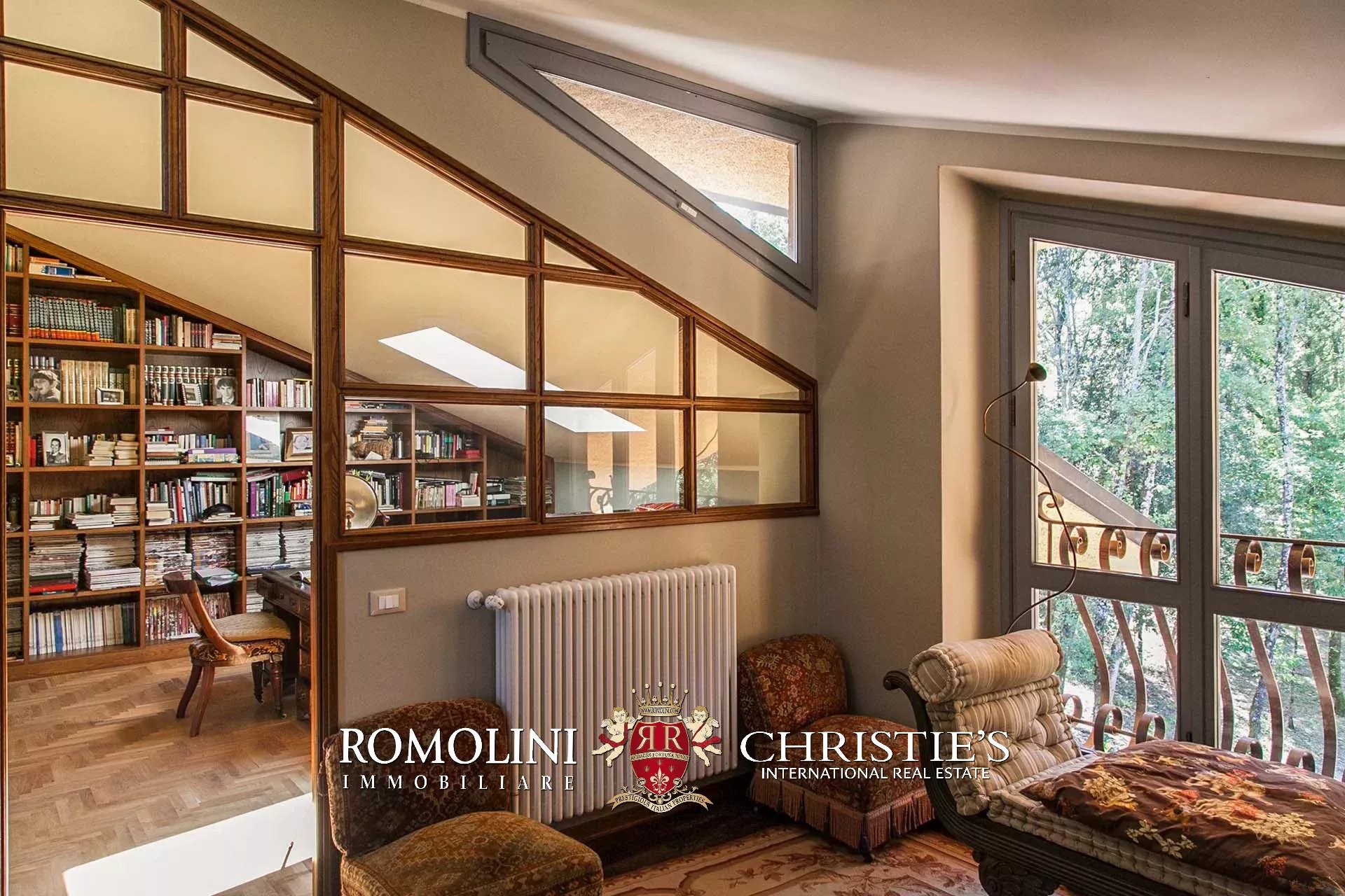 5 Bedroom Villa/Townhouse's Image 53