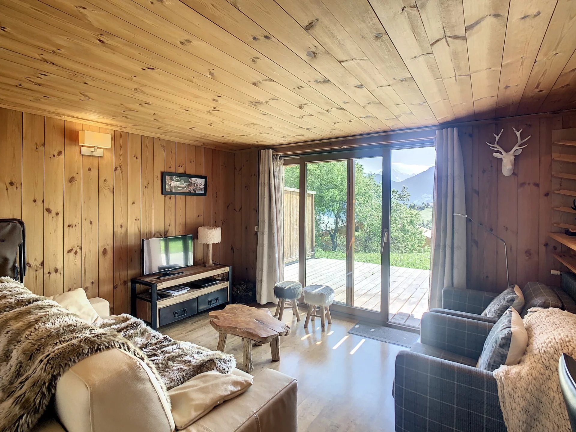 Agence immobilière de SOCIÉTÉ NOUVELLE A.I.C. 