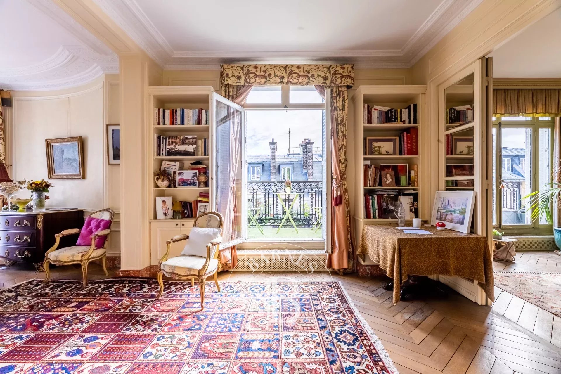 Daire Paris 8ème - picture 10