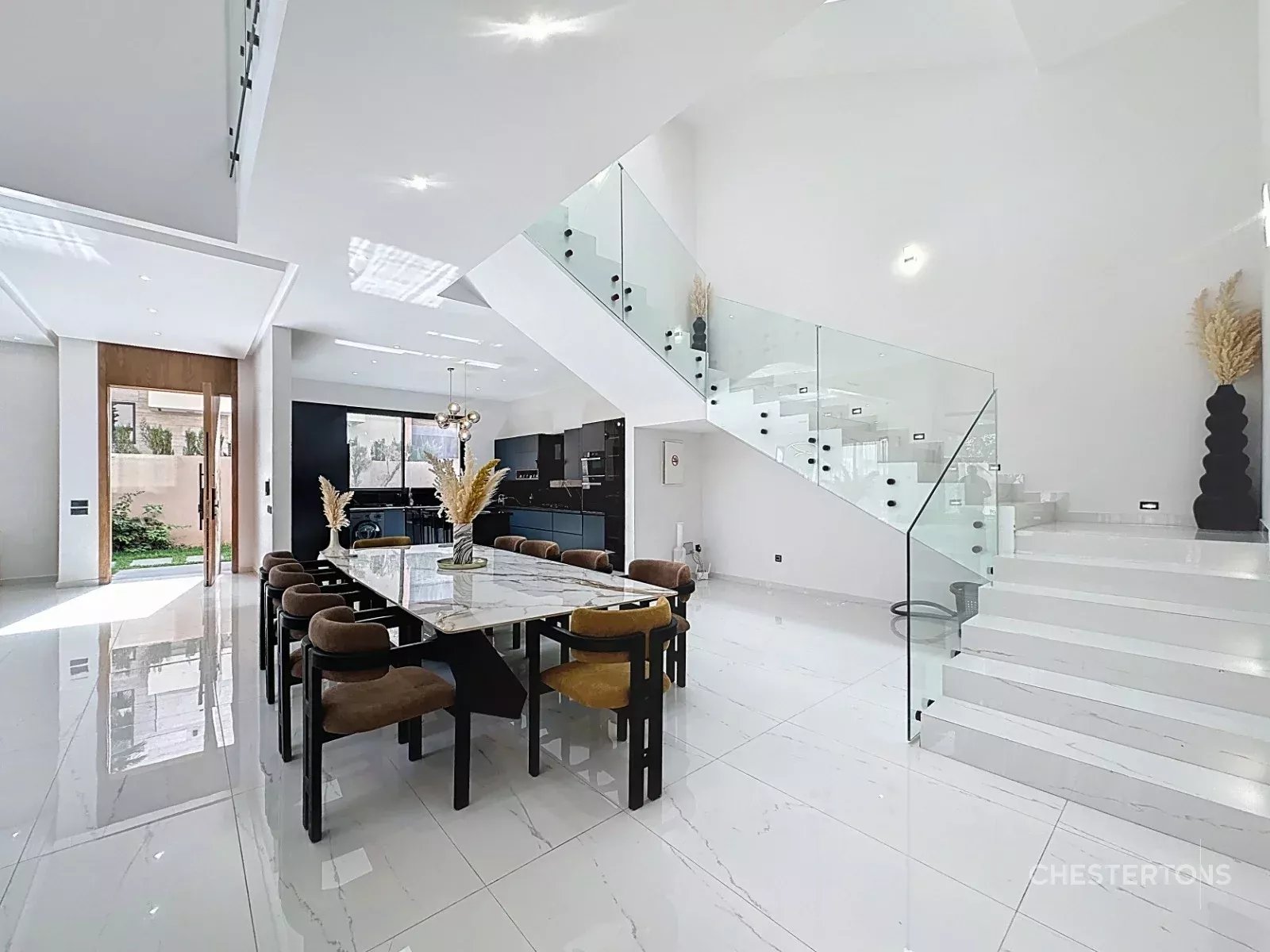 Image of Villa - 5 Bedrooms for Sale in Marrakech-Ménara-Marrakech-Morocco, Image 11