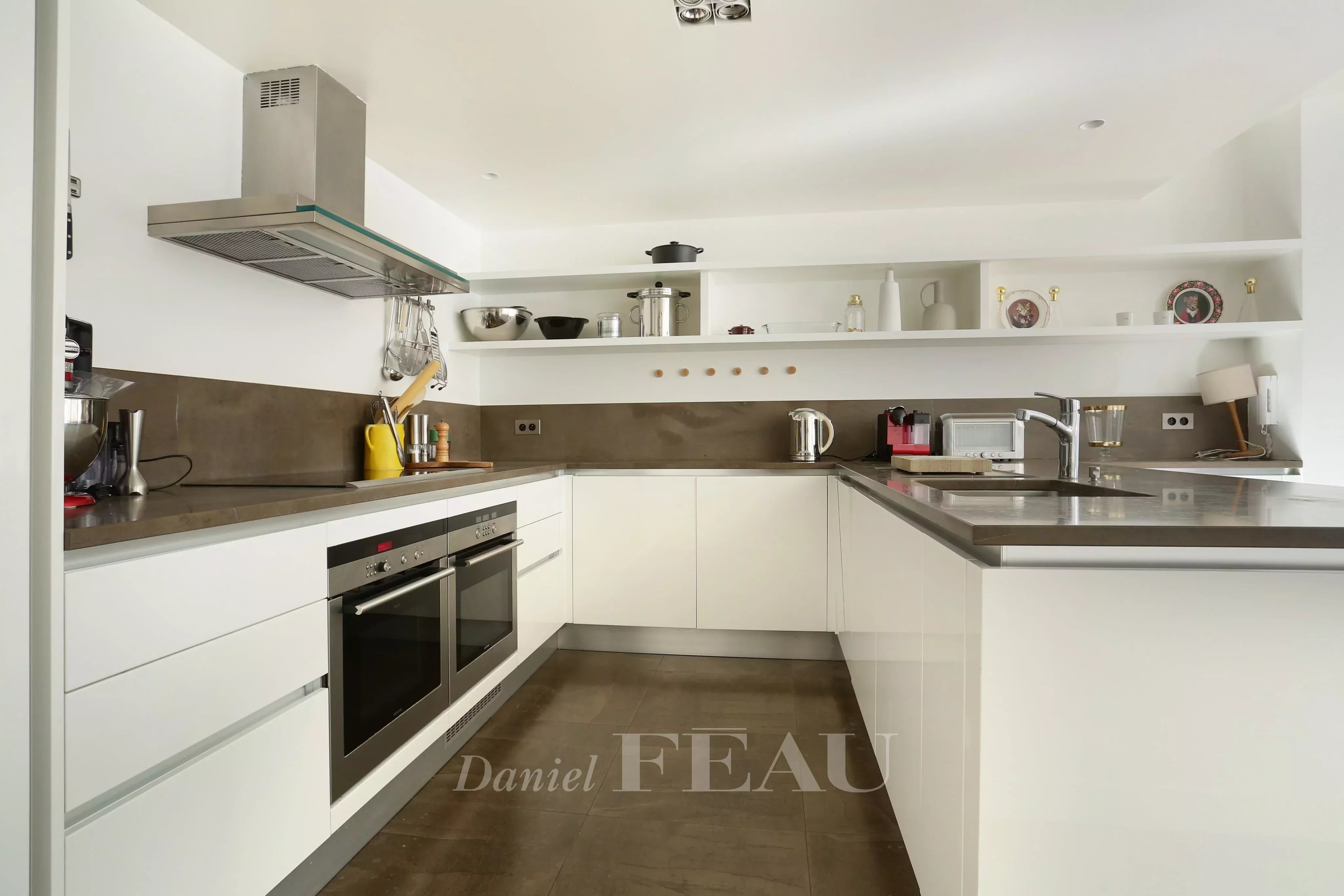 Kitchen Wooden floor Stainless steel