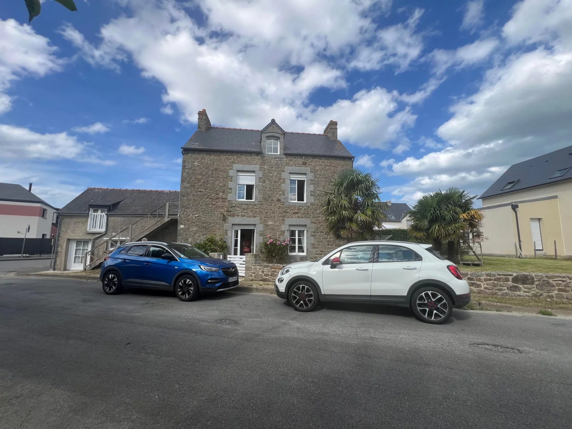 Agence immobilière de SARL IMMO EN COTE D'EMERAUDE