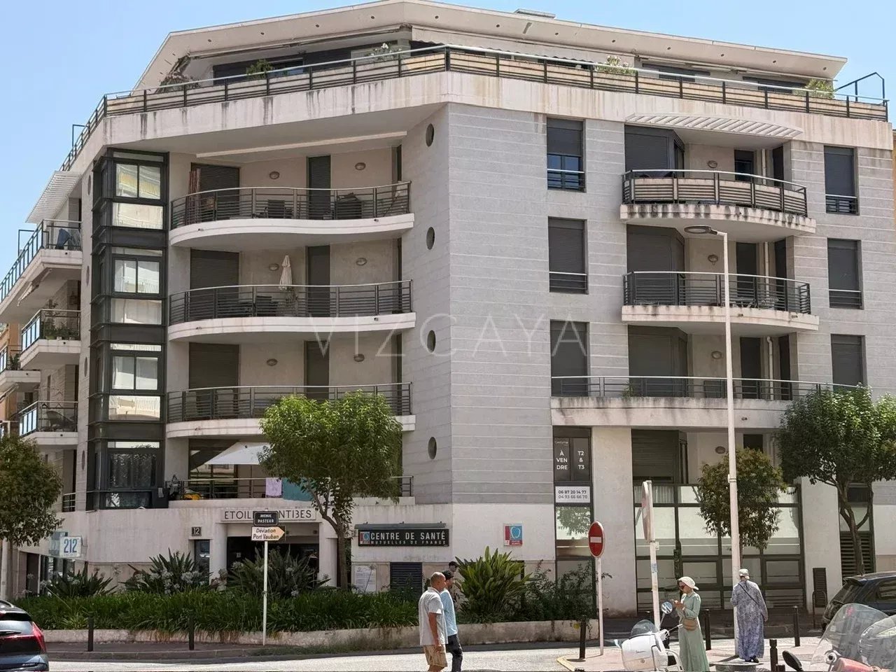 Appartement moderne de 3 pièces au centre d’Antibes