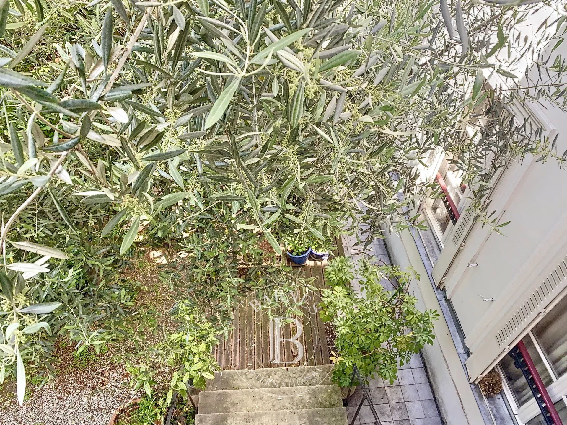 Daire Paris 18ème - picture 7