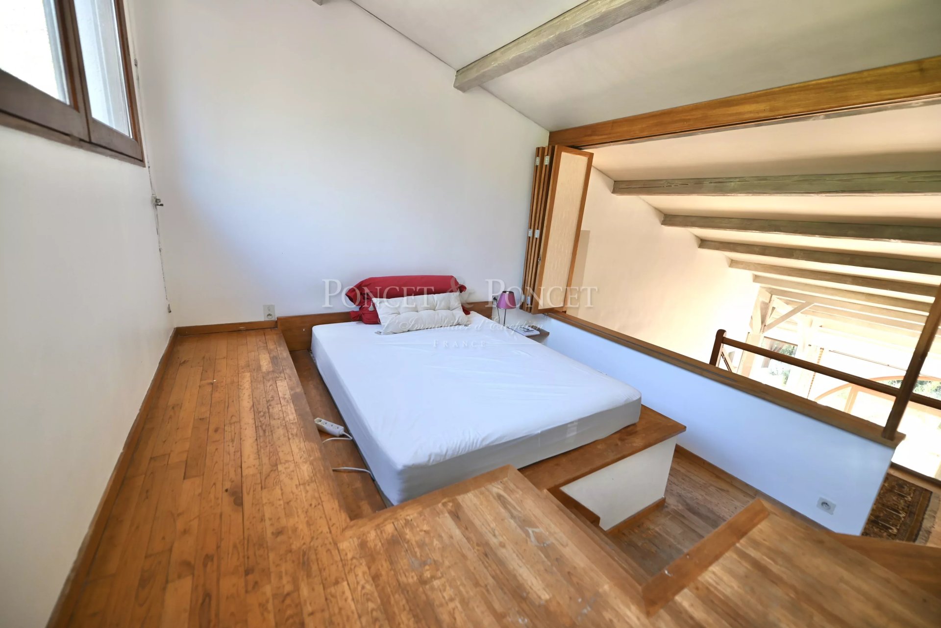 4 Bedroom Villa/Townhouse's Image 17