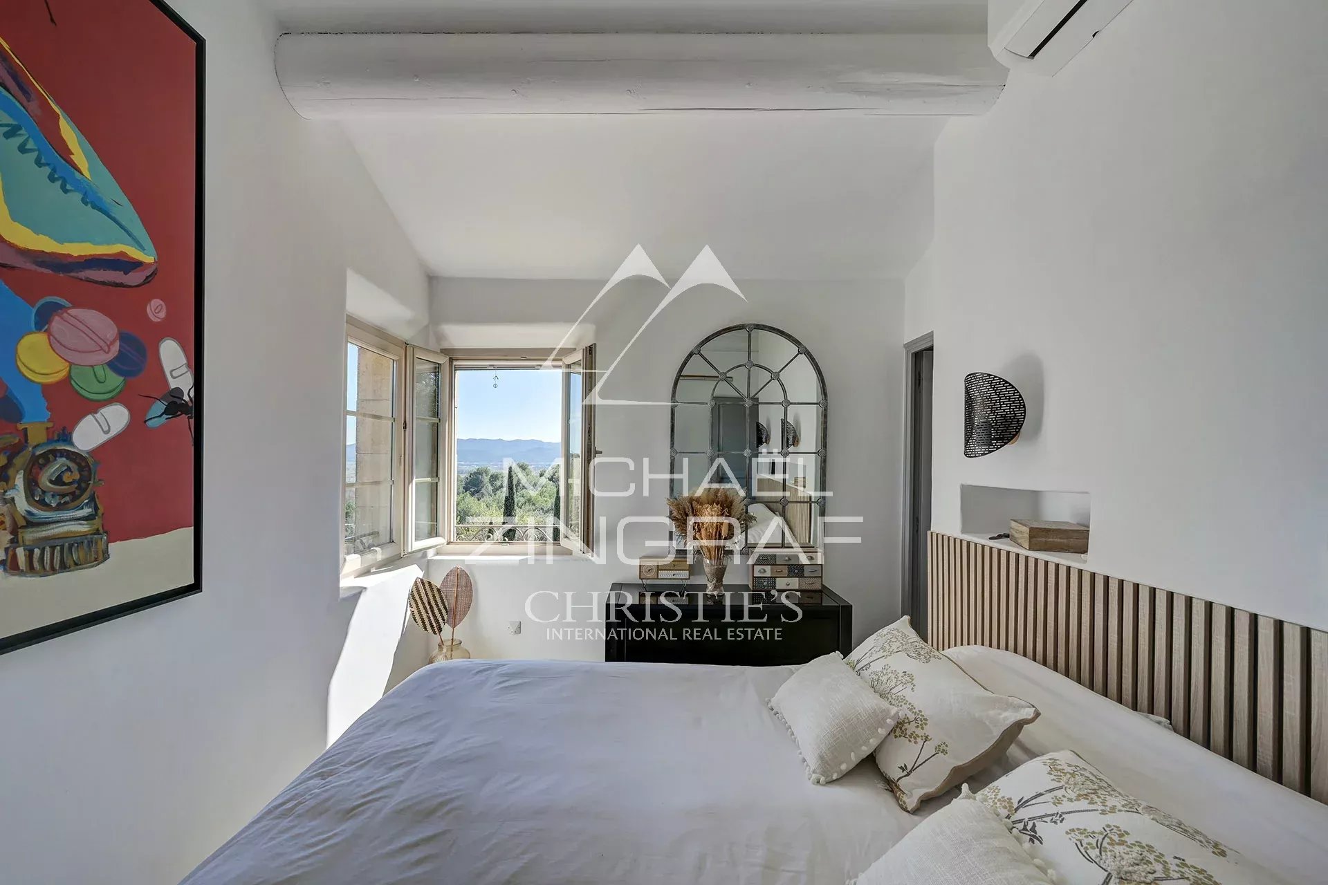 4 Bedroom Villa/Townhouse's Image 7