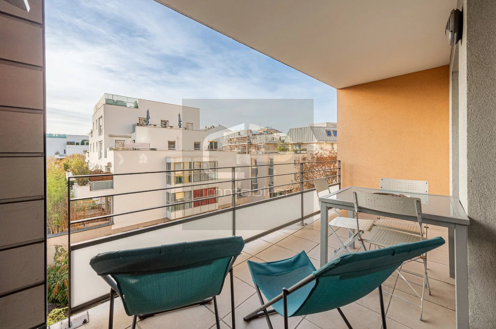 Annecy Centre  Courier T5 de 115 m²  Calme absolu + Ascenseur + Cave