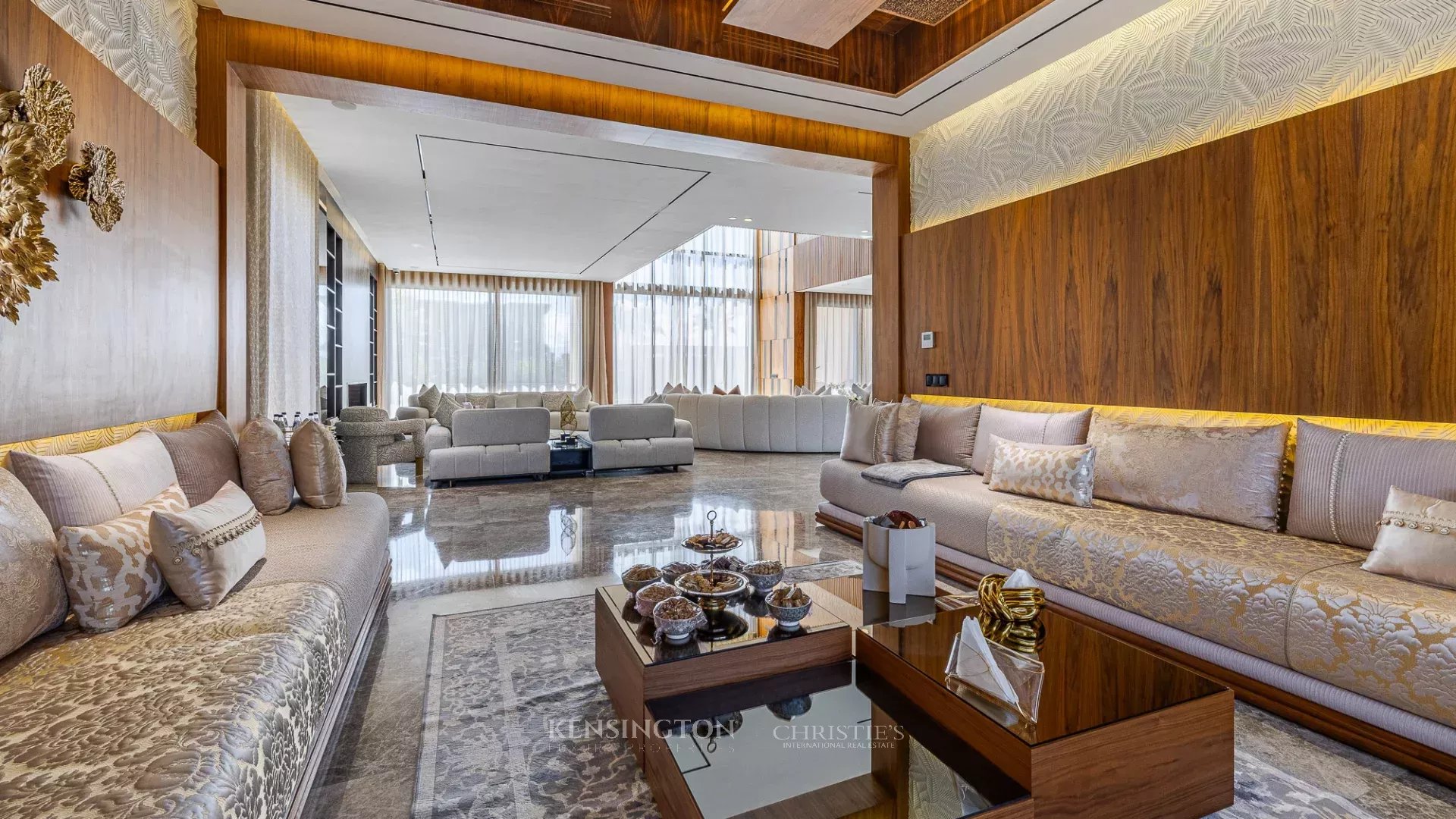 5 Bedroom Villa/Townhouse's Image 9