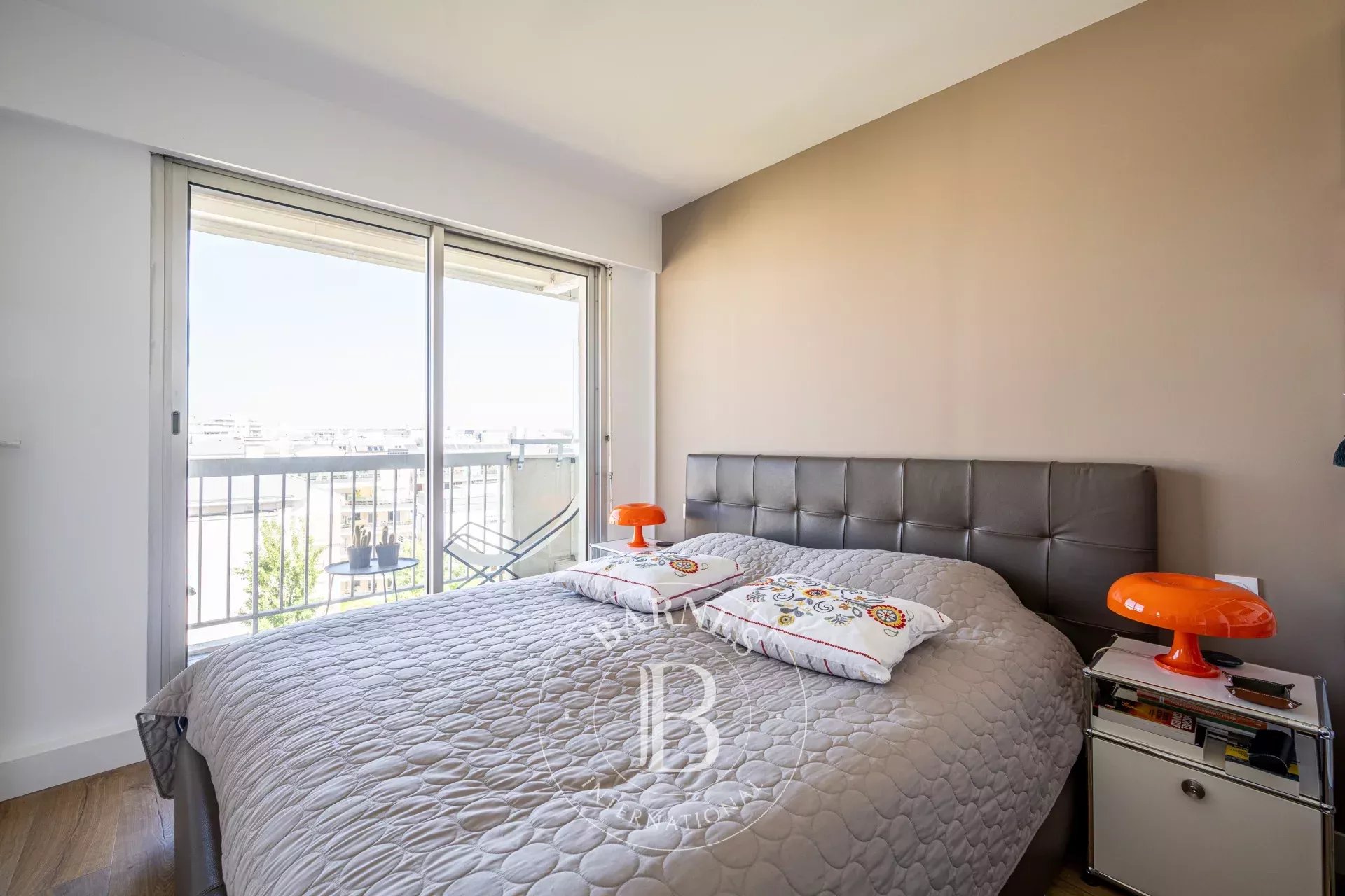 Daire Courbevoie - picture 14