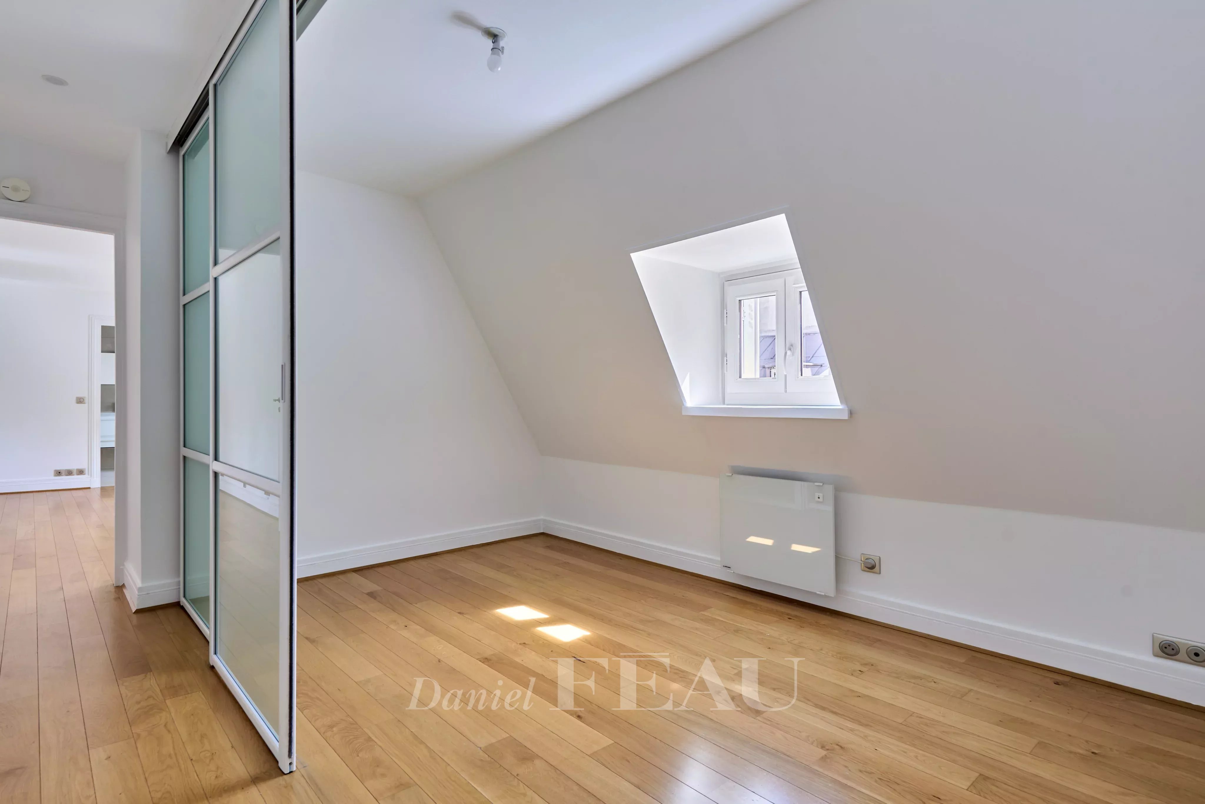 Location Appartement Paris 8ème