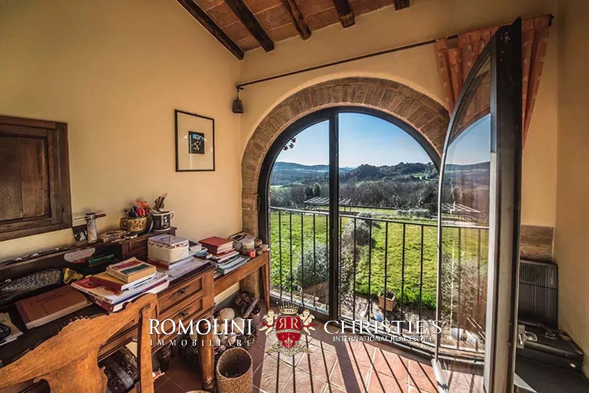 3 Bedroom Vineyard's Image 31