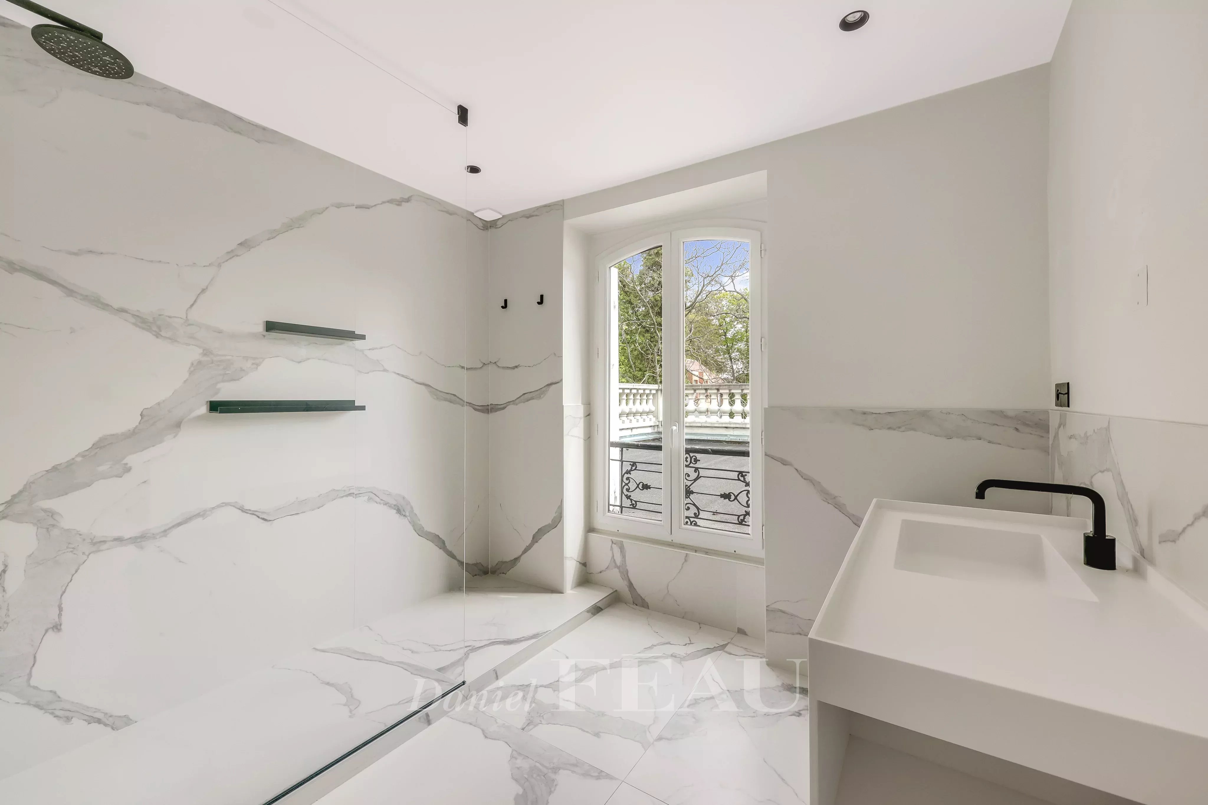 Salle de douche 1er étage