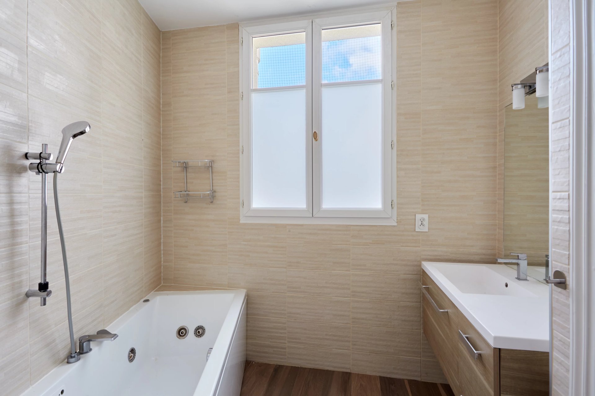 3 Bedroom Apartment/Flat's Image 17