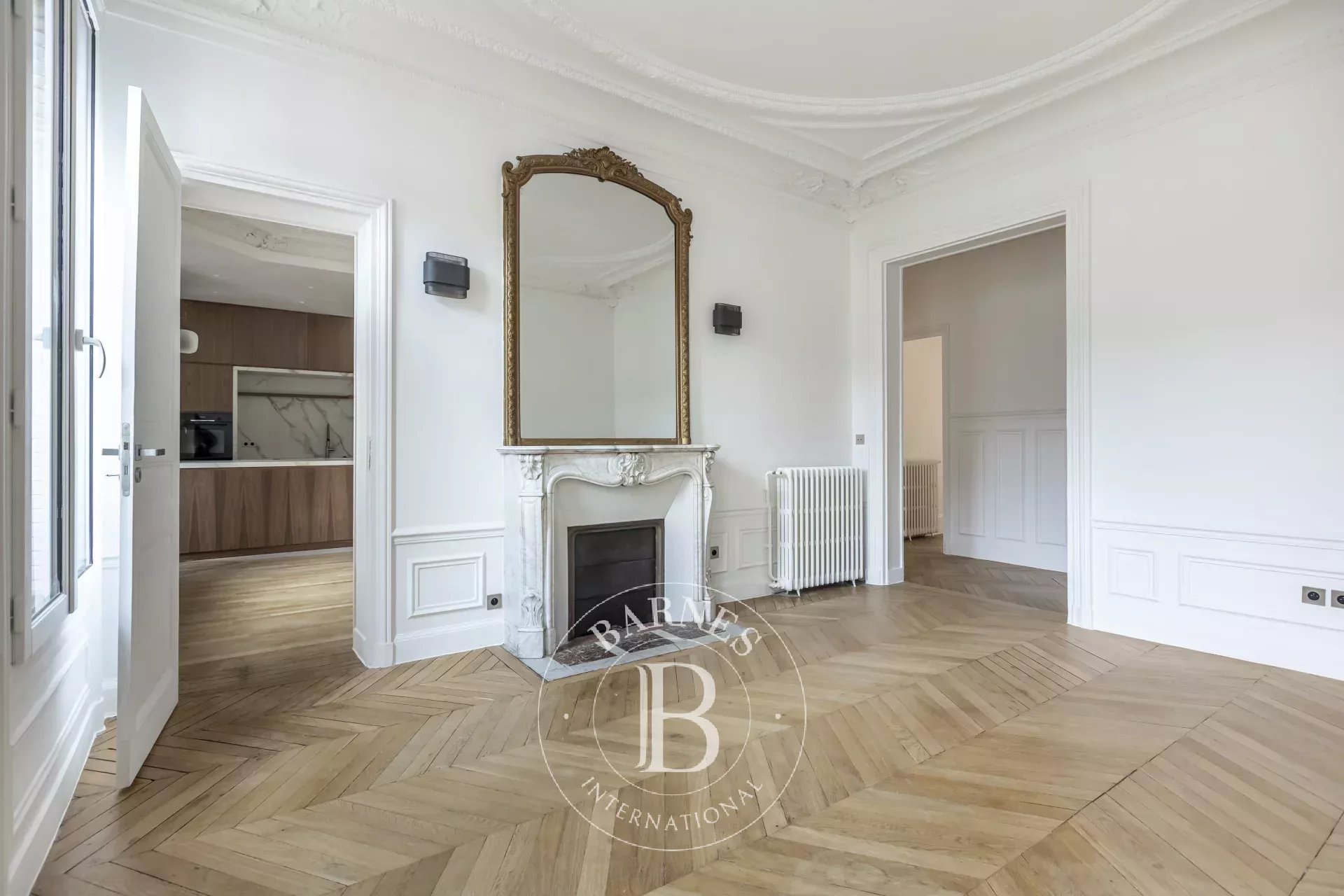 ARC DE TRIOMPHE - 2 BEDROOMS - 5TH FLOOR - IMMACULATE CONDITION - picture 29