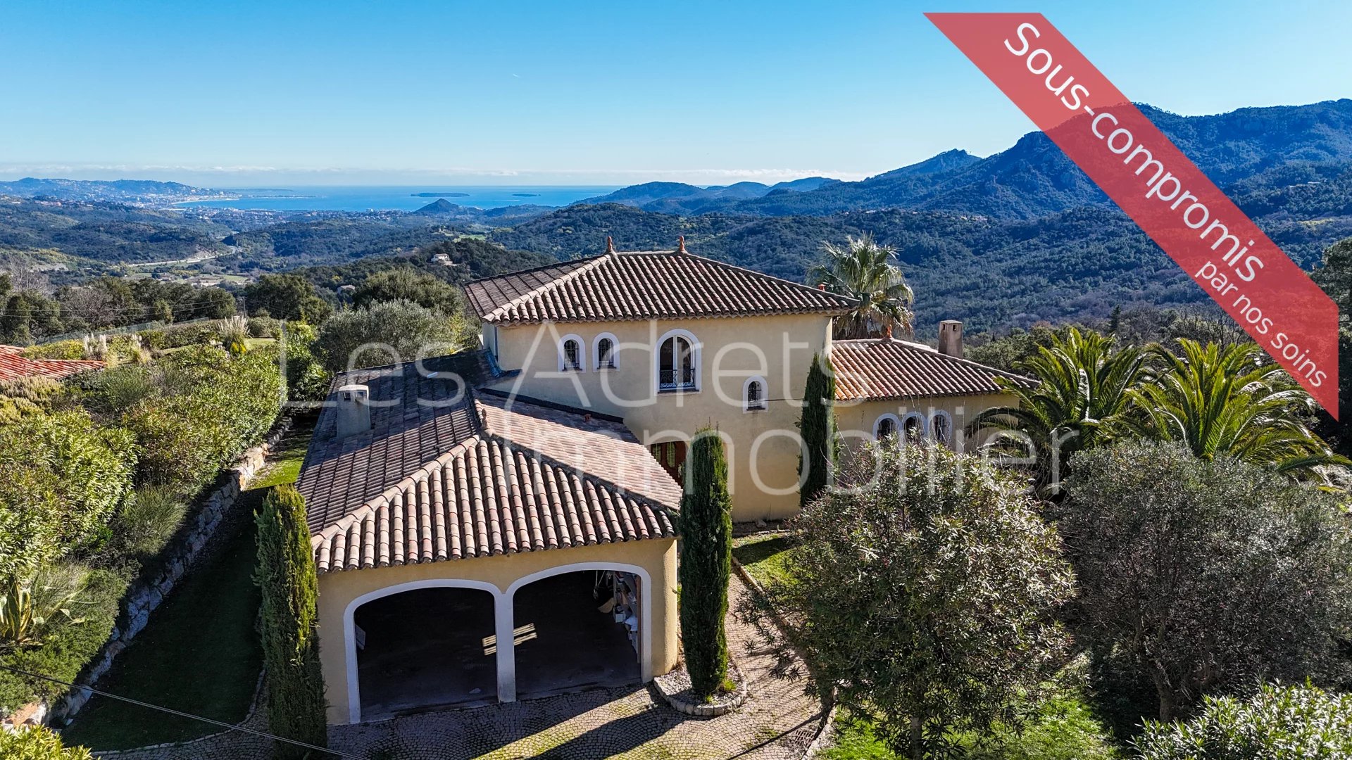 Propriété d'Exception avec Vue Panoramique Mer et Estérel