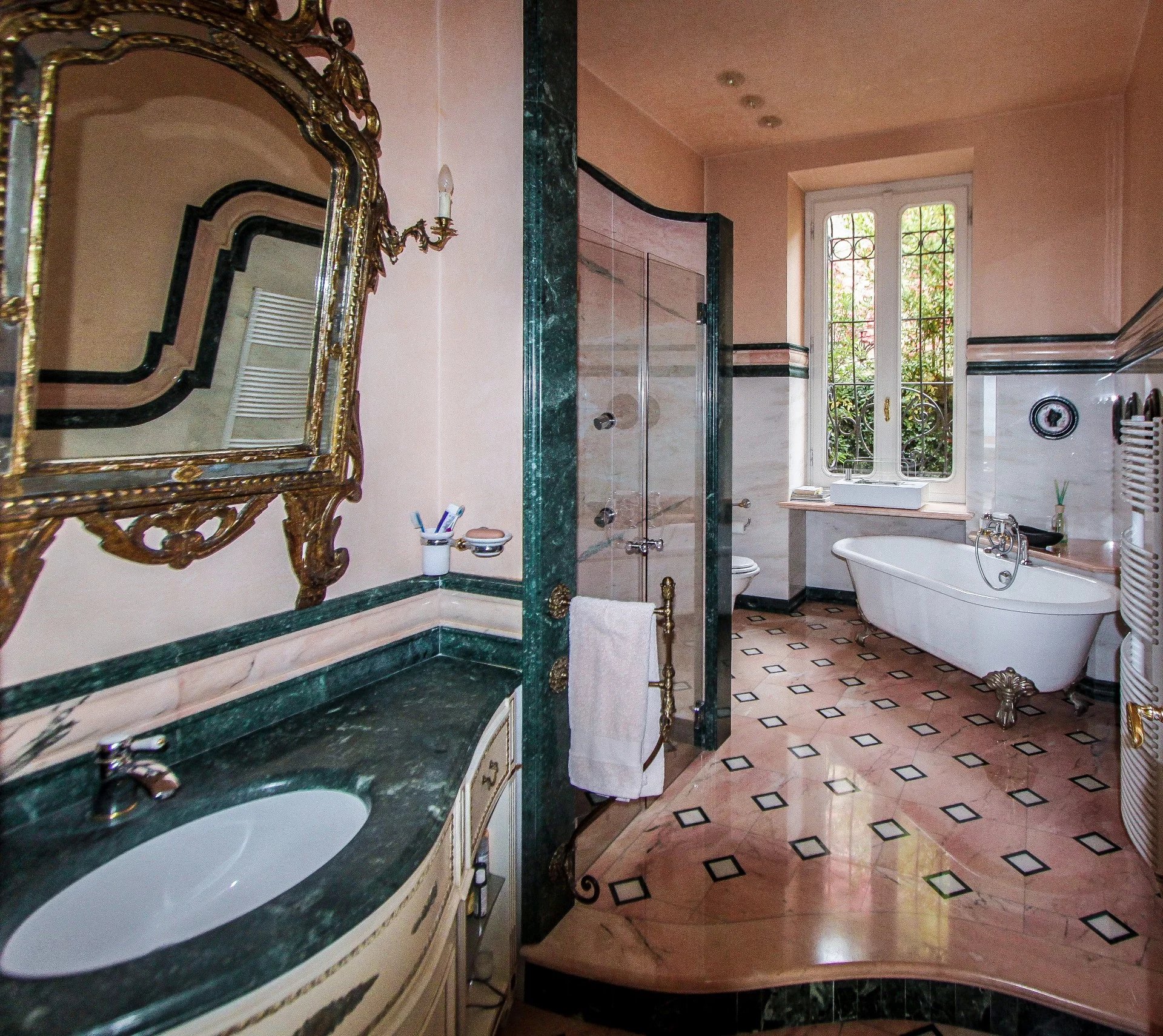 Villa Cernobbio - picture 16 title=