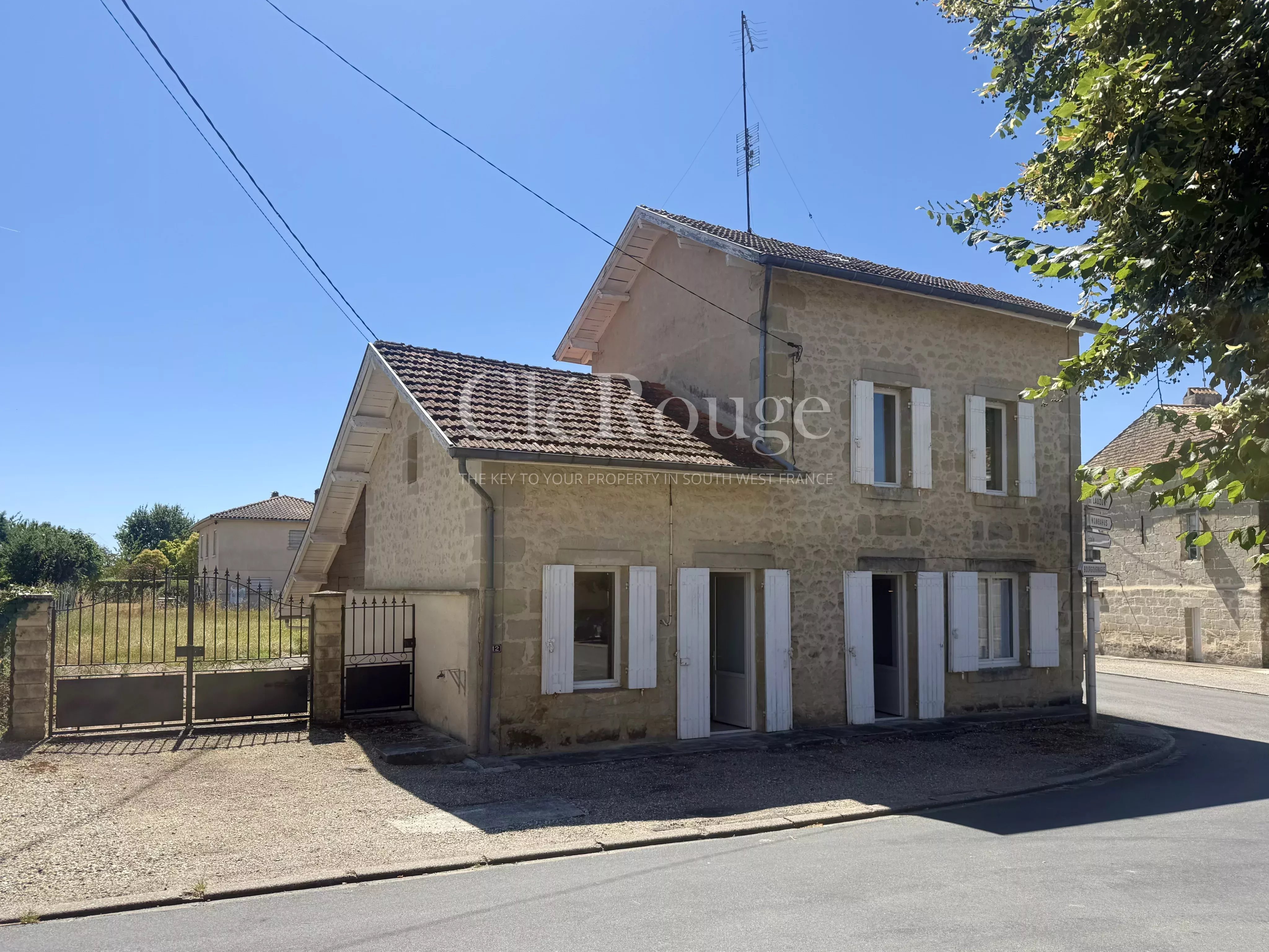House in Rouquette - view 1