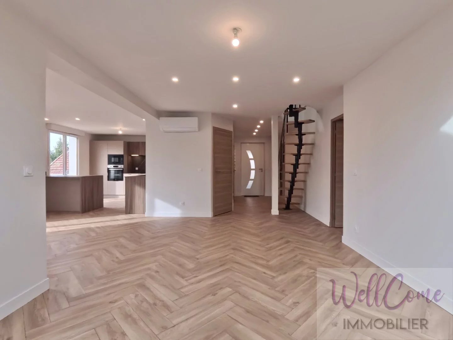 Appartement T3 Bis duplex de 100m² (152m² au sol) avec parking à Aix-les-Bains !