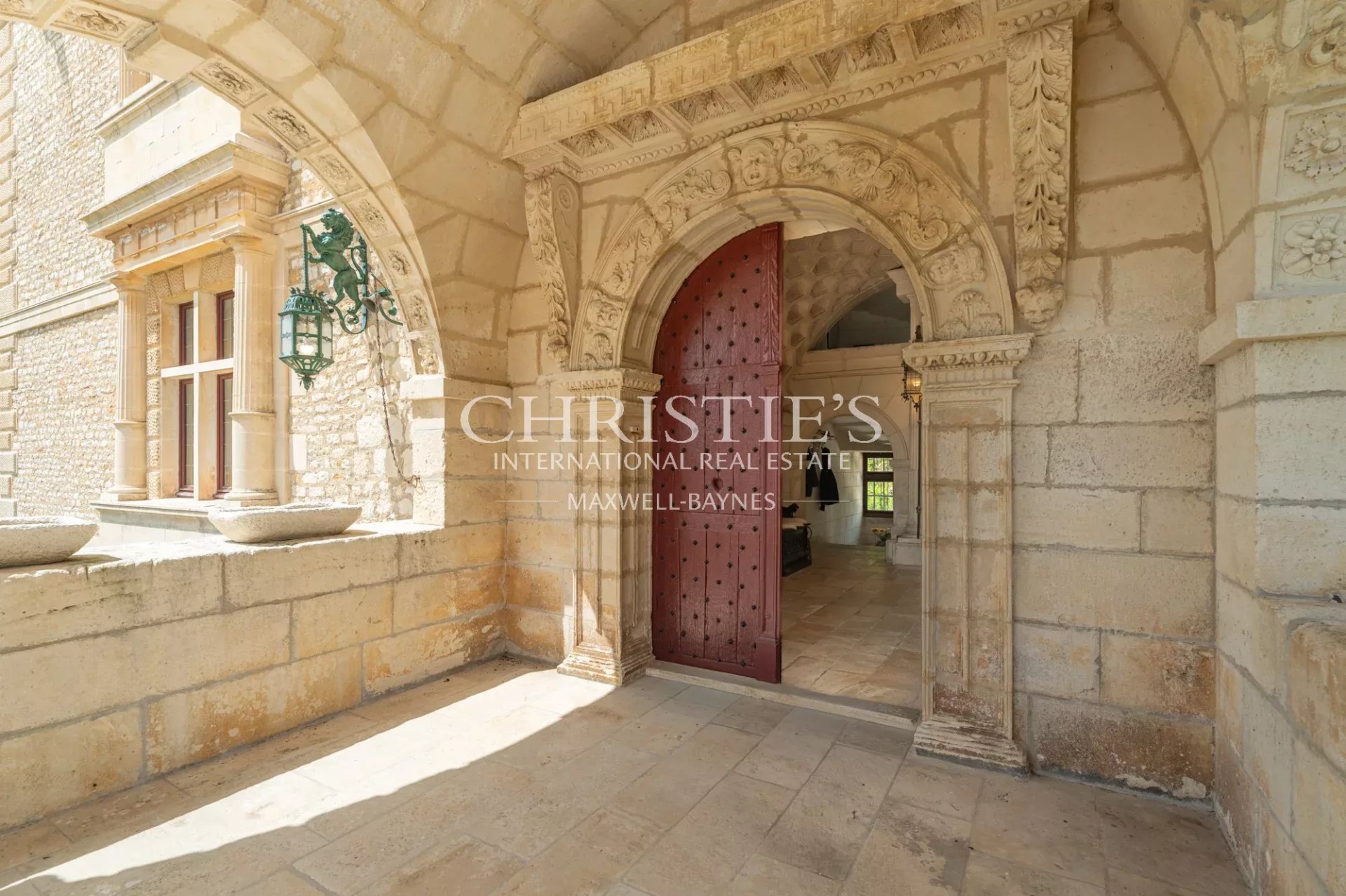9 Bedroom Chateau's Image 6