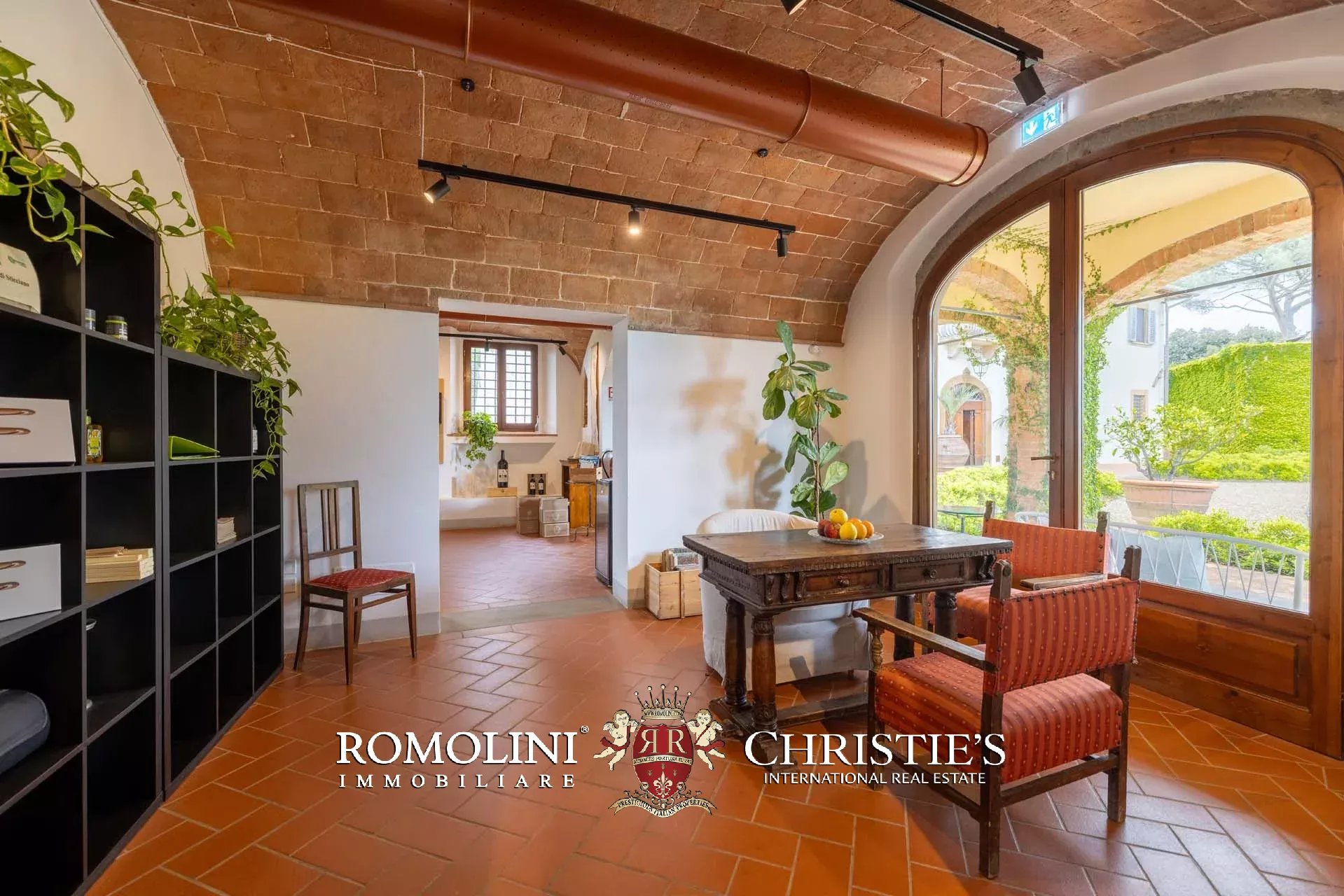 37 Bedroom Villa/Townhouse's Image 75