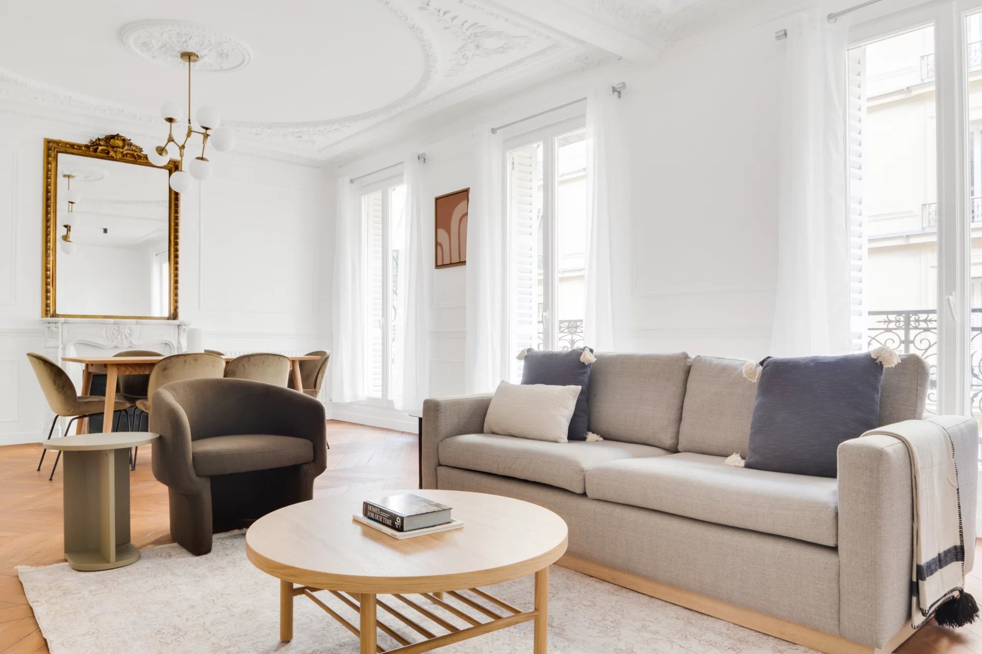 Sale Apartment Paris 16th