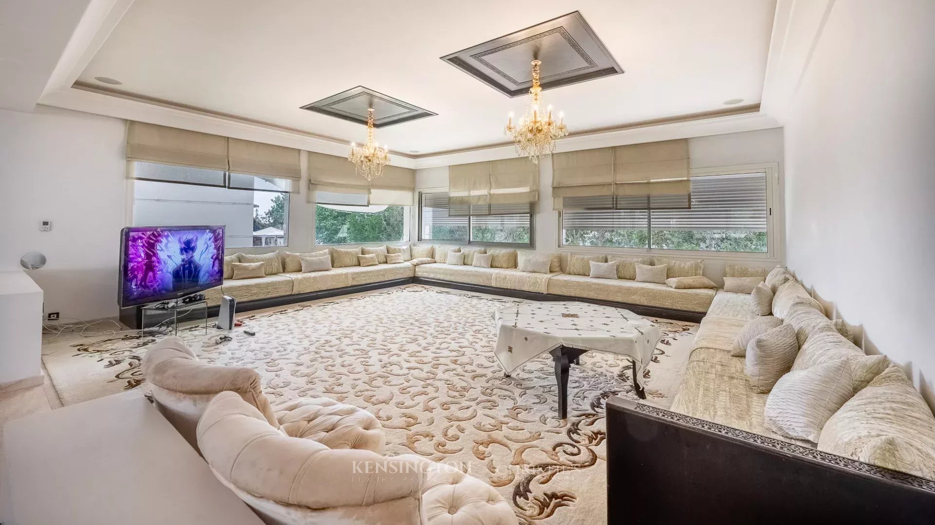 5 Bedroom Villa/Townhouse's Image 10