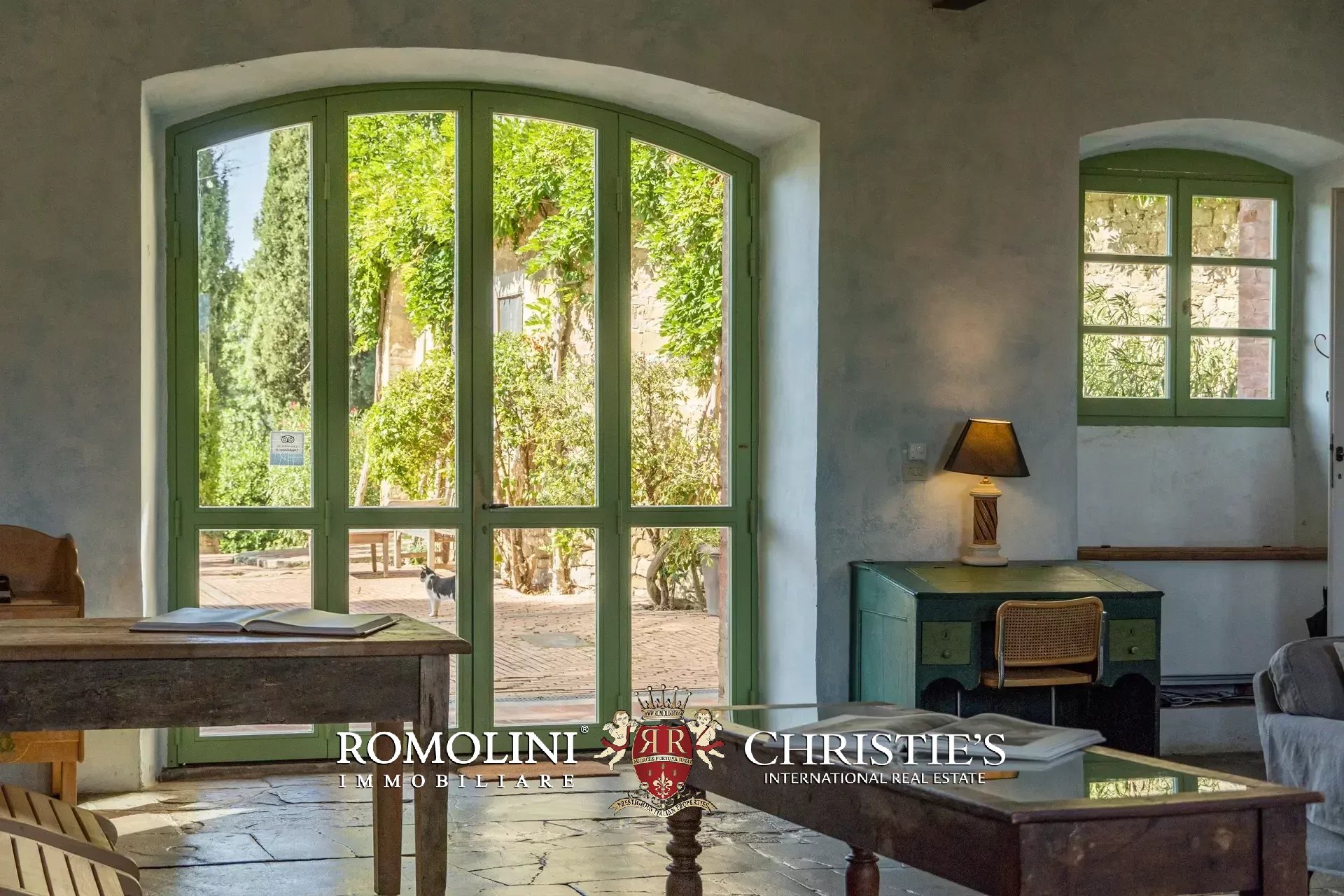 10 Bedroom Villa/Townhouse's Image 51