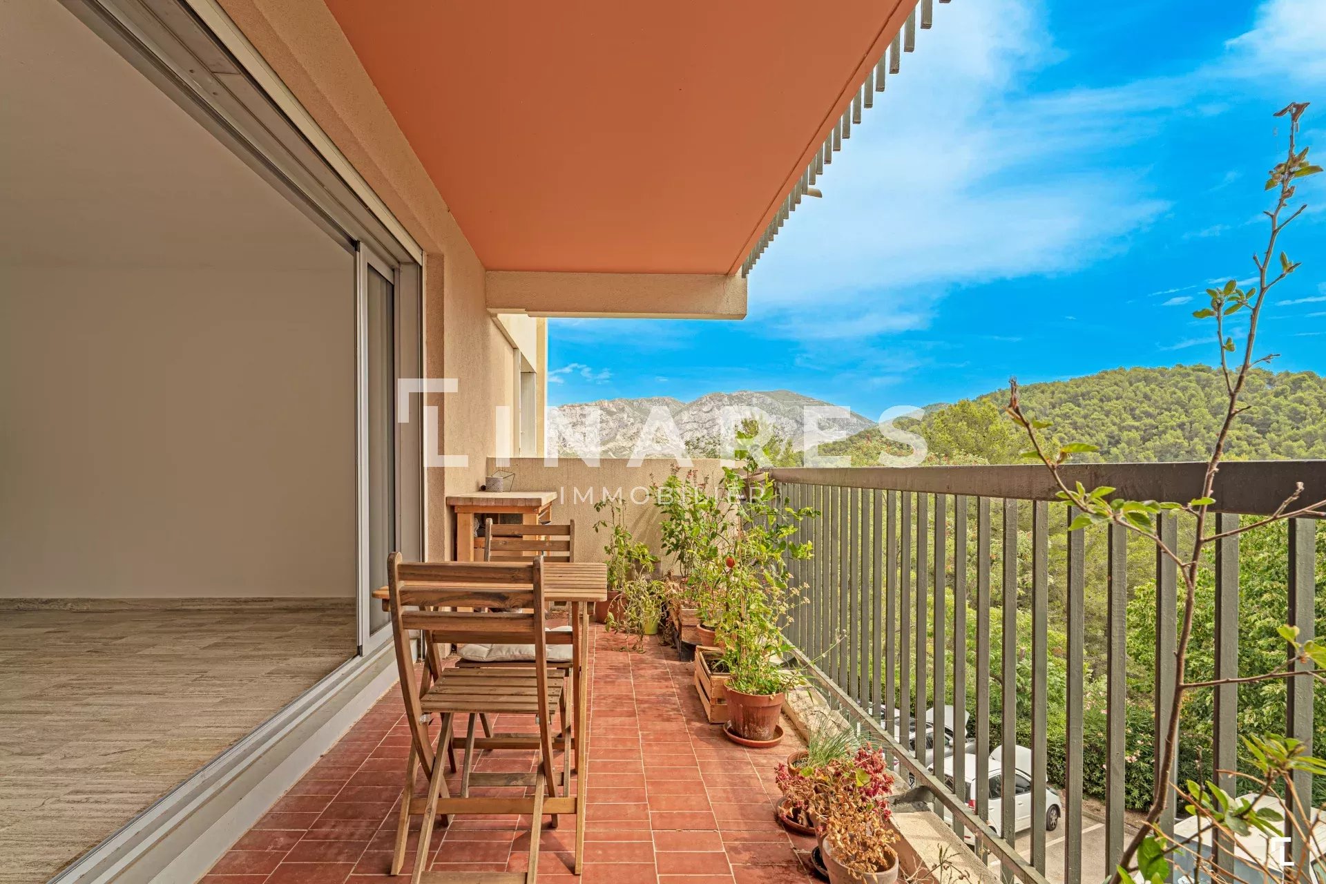 L'ECRIN DES CALANQUES  - Appartement T3 de 81m² - Terrasse 11m² - Parking - cave - 13009