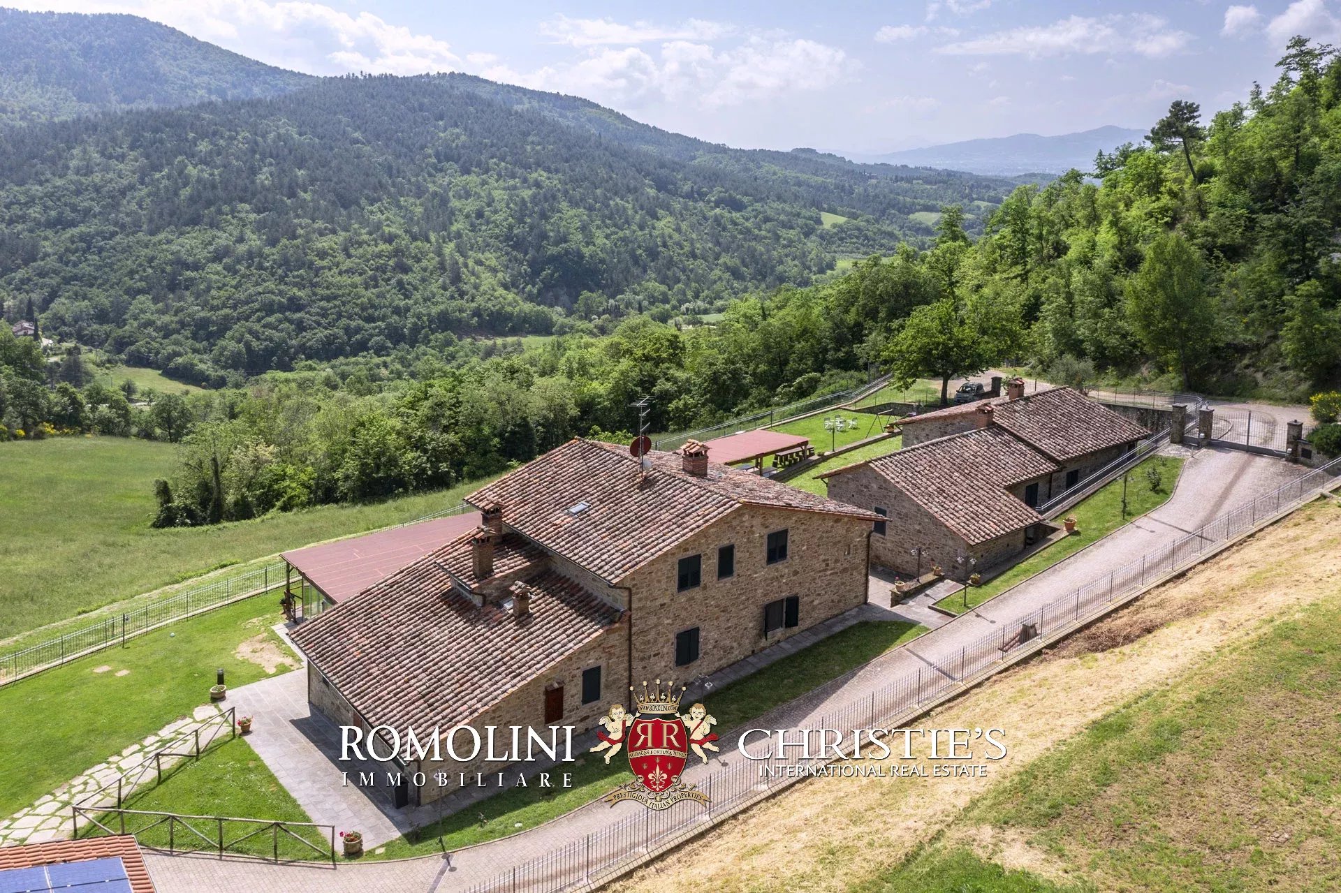 13 Bedroom Villa/Townhouse's Image 18