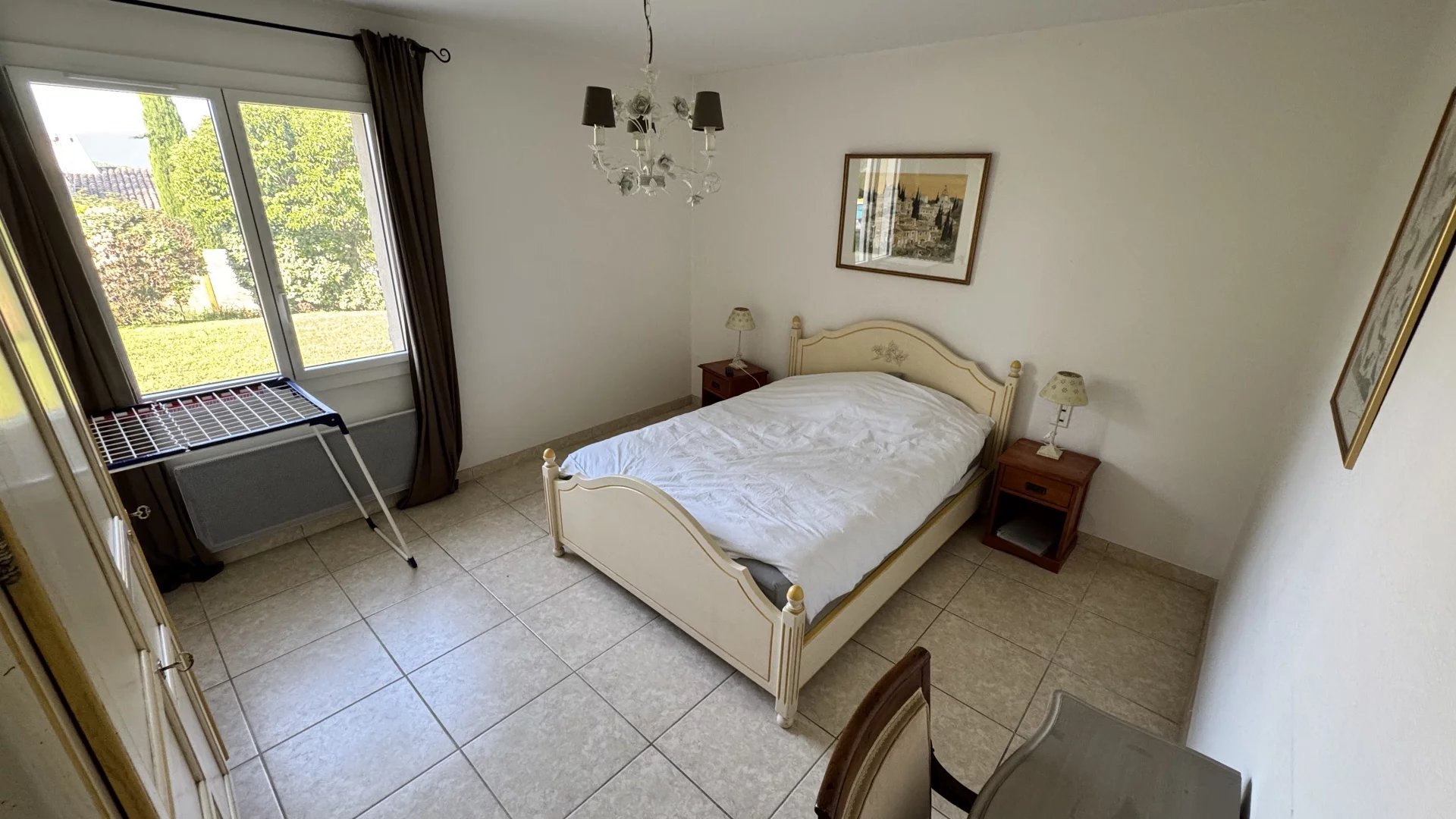 VILLA PISCINE GROS POTENTIEL