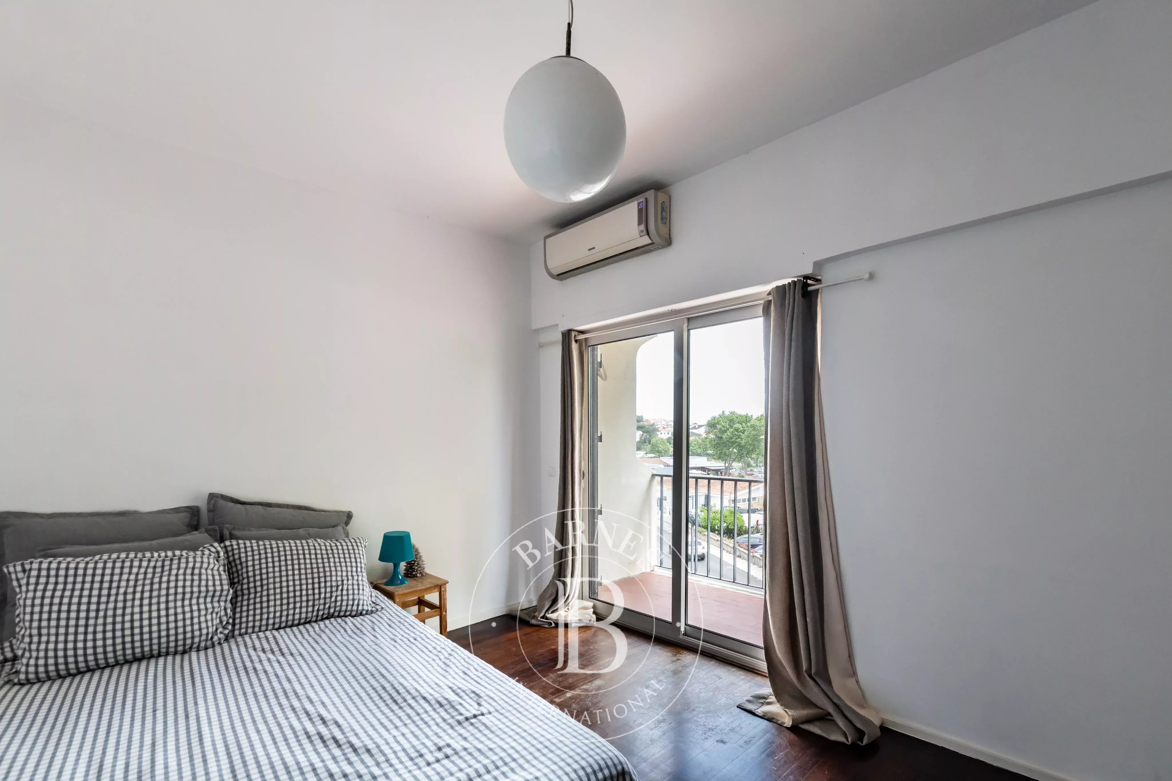 DUPLEX CARCAVELOS
