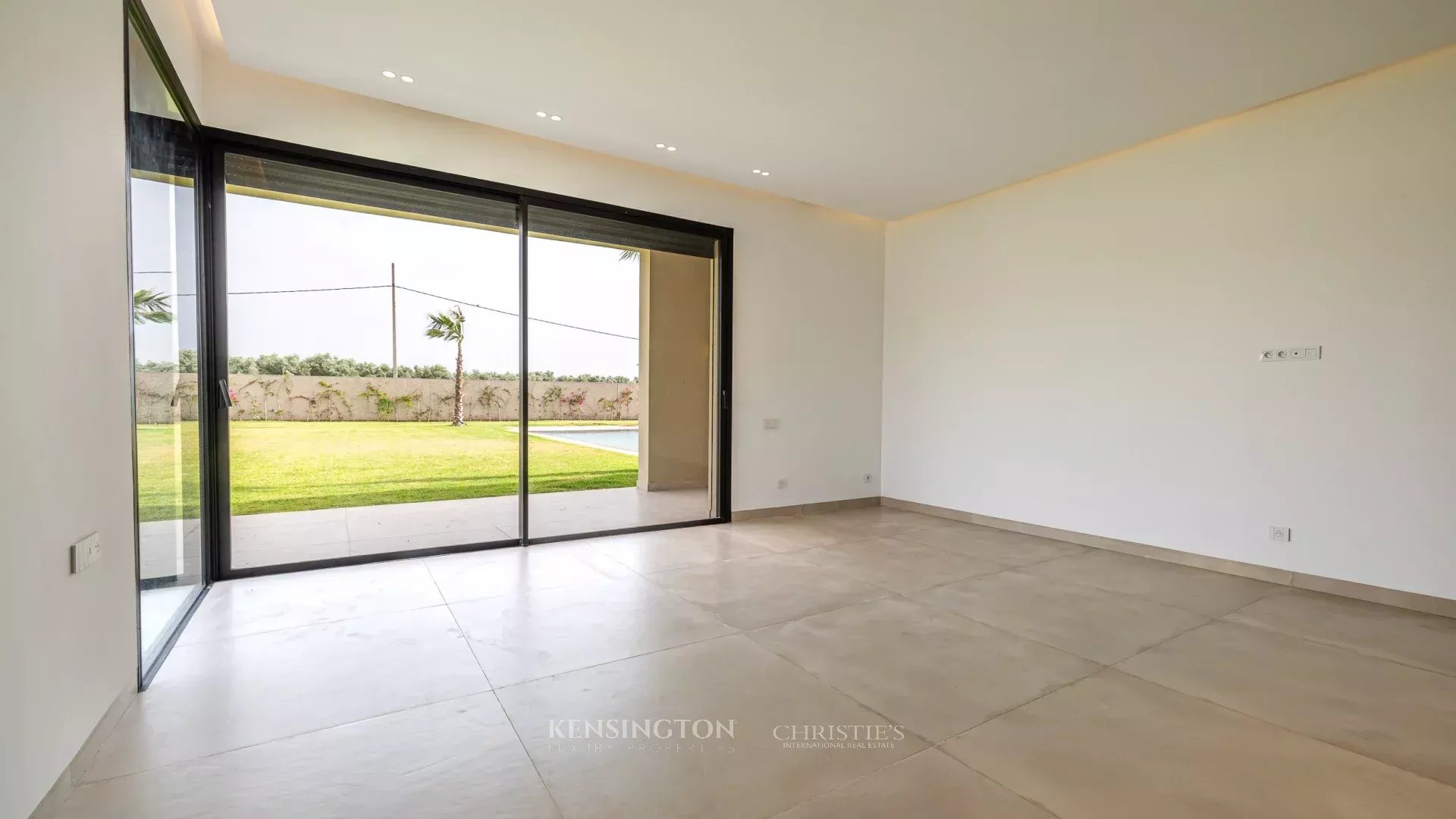 4 Bedroom Villa/Townhouse's Image 30