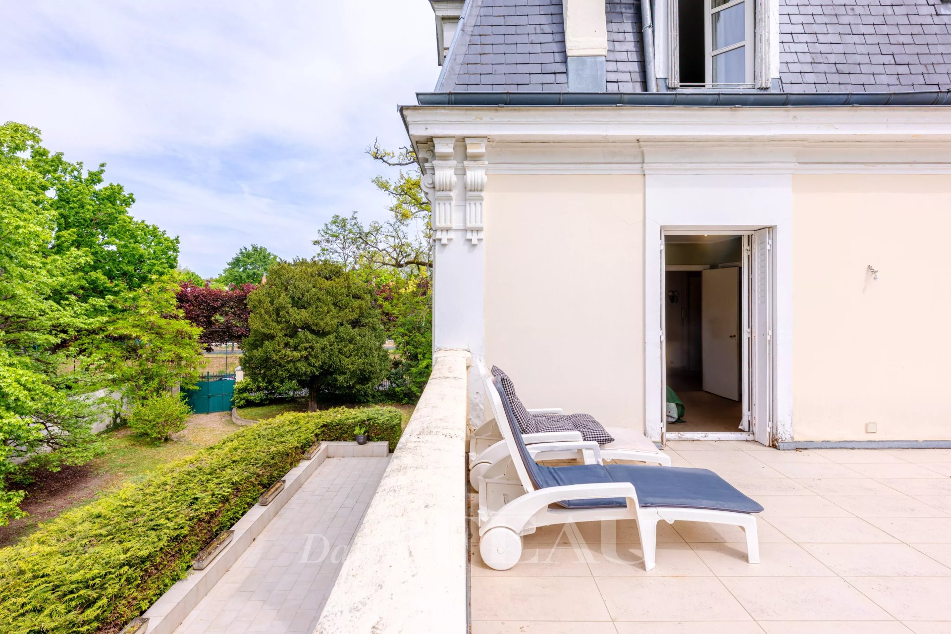 7 Bedroom Villa/Townhouse's Image 21