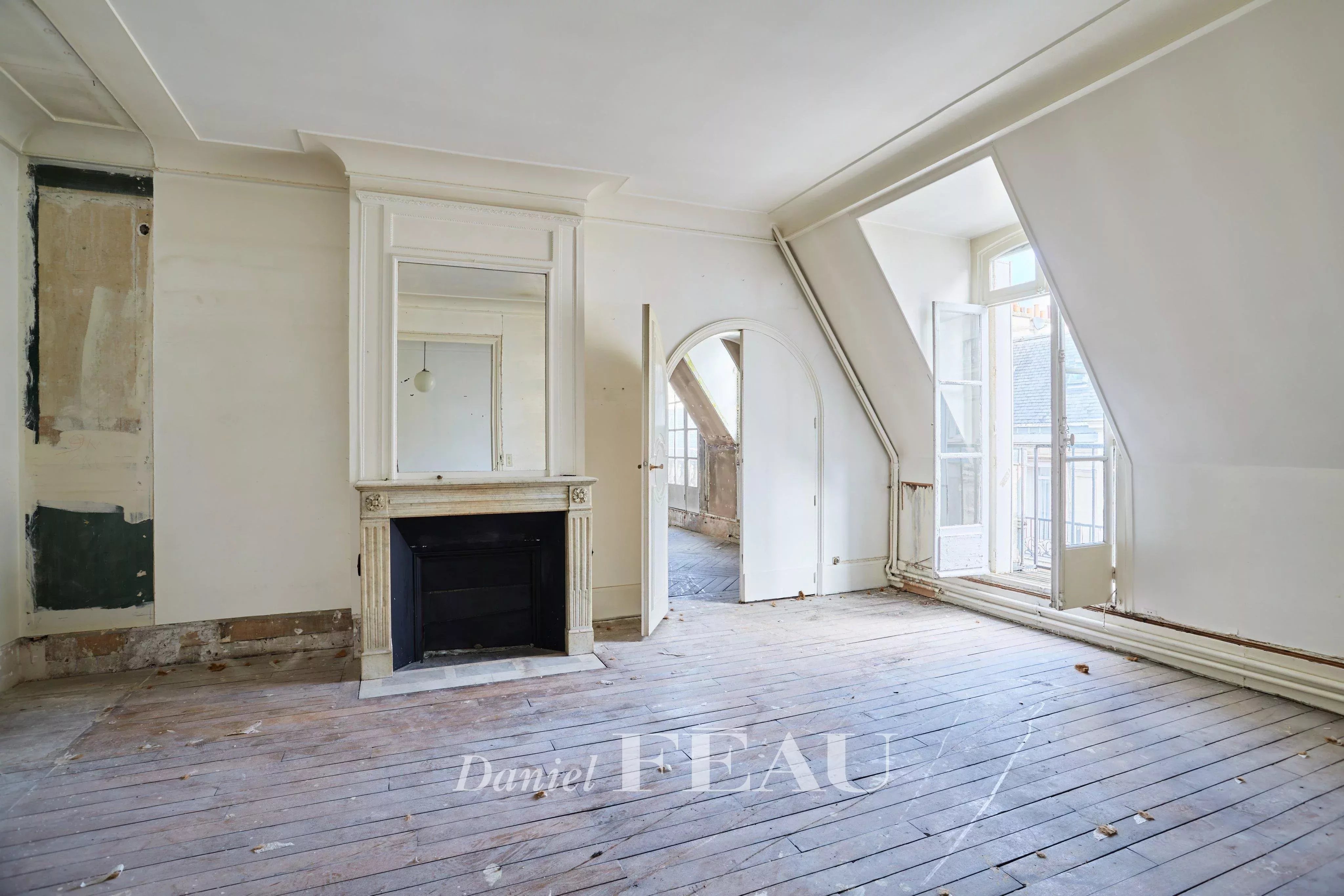 Sale Apartment Paris 16th