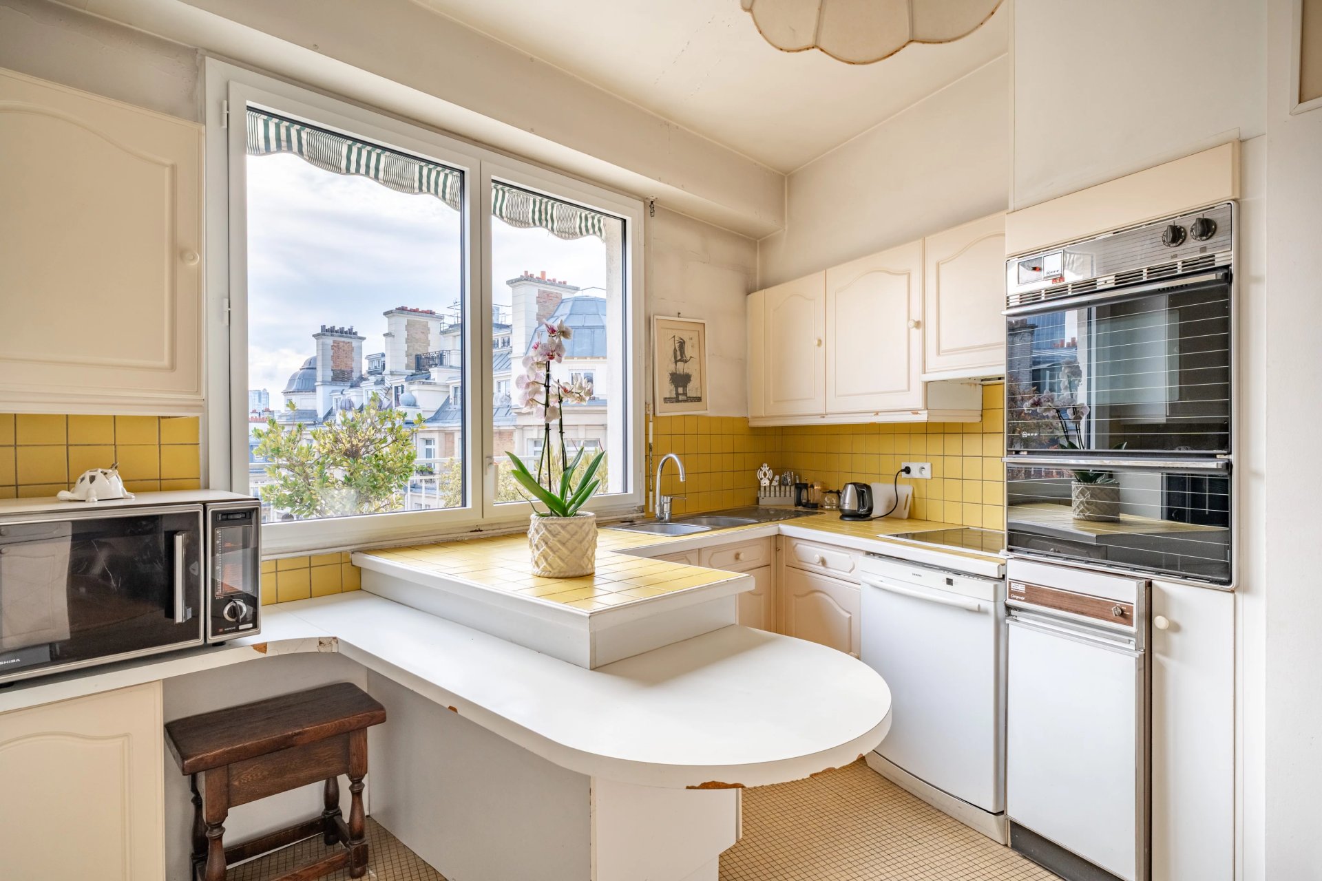 3 Bedroom Apartment/Flat's Image 3