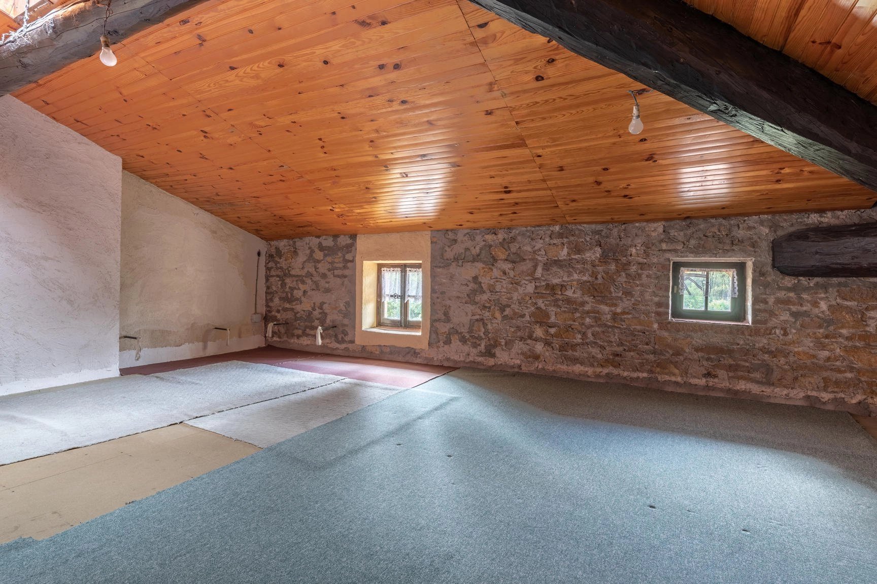 Chasselay - Maison de village de 140 m² avec cour