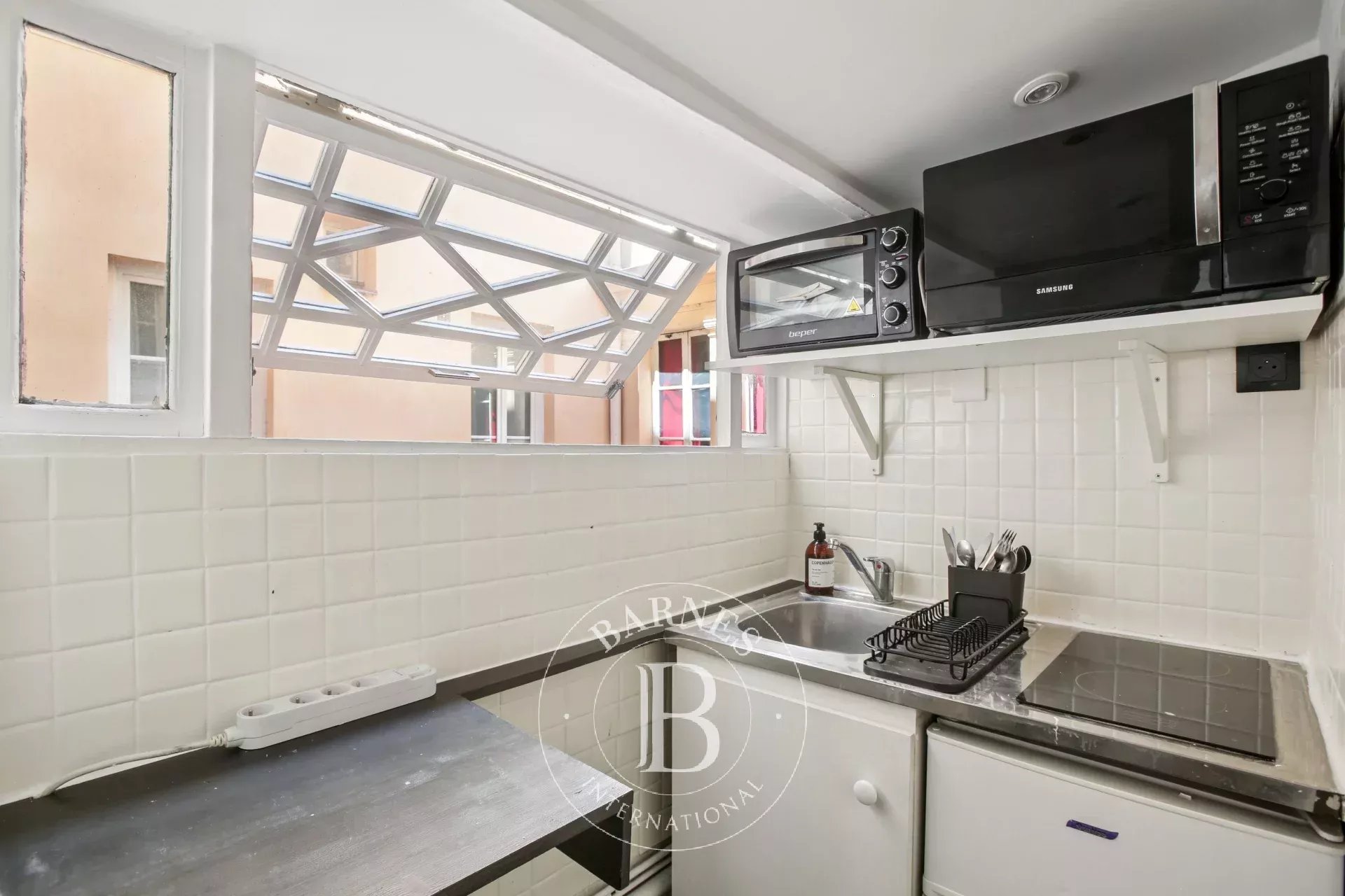 Daire Paris 6ème - picture 13