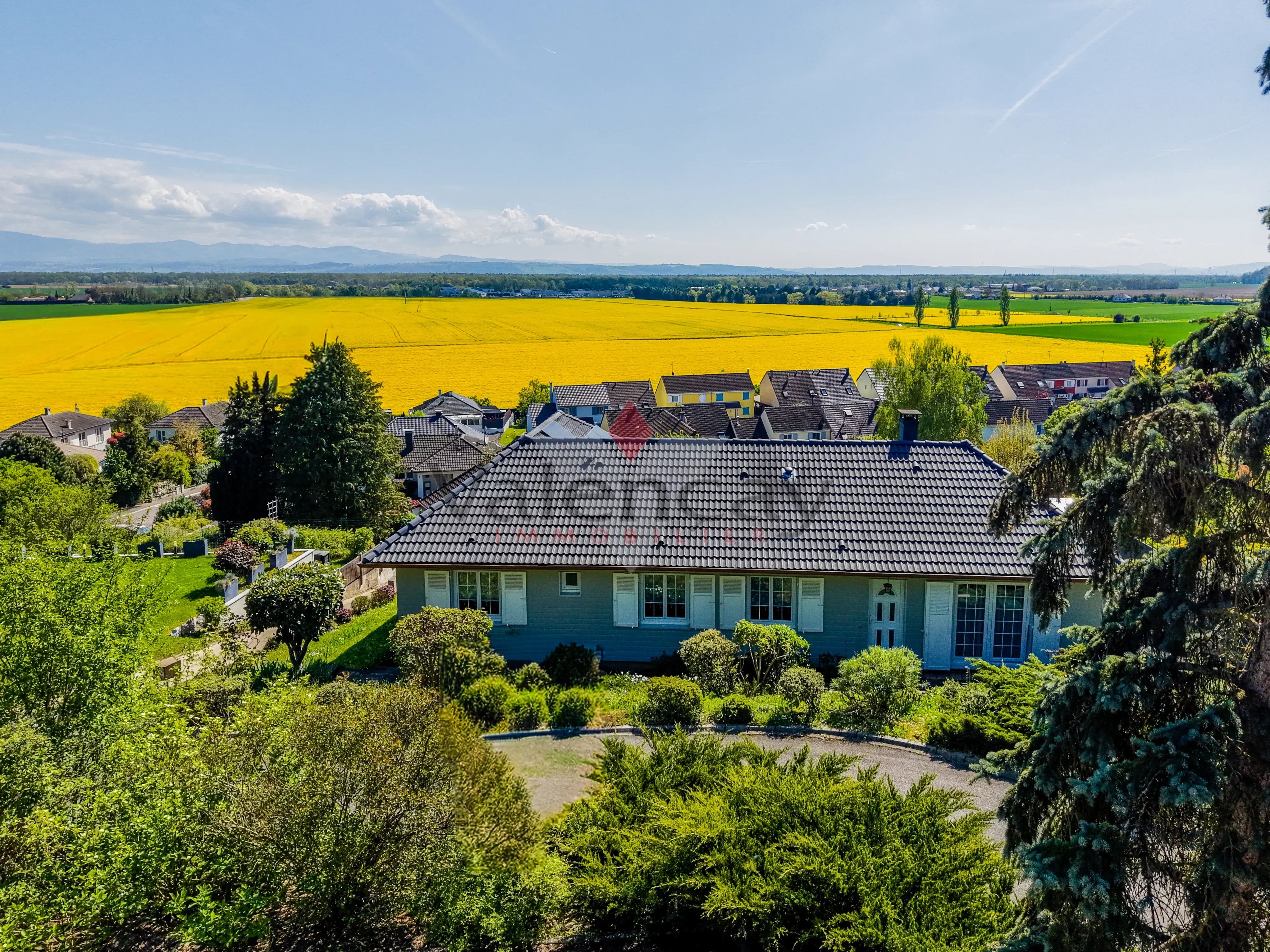 Agence immobilière de VALENCAY IMMOBILIER SARL